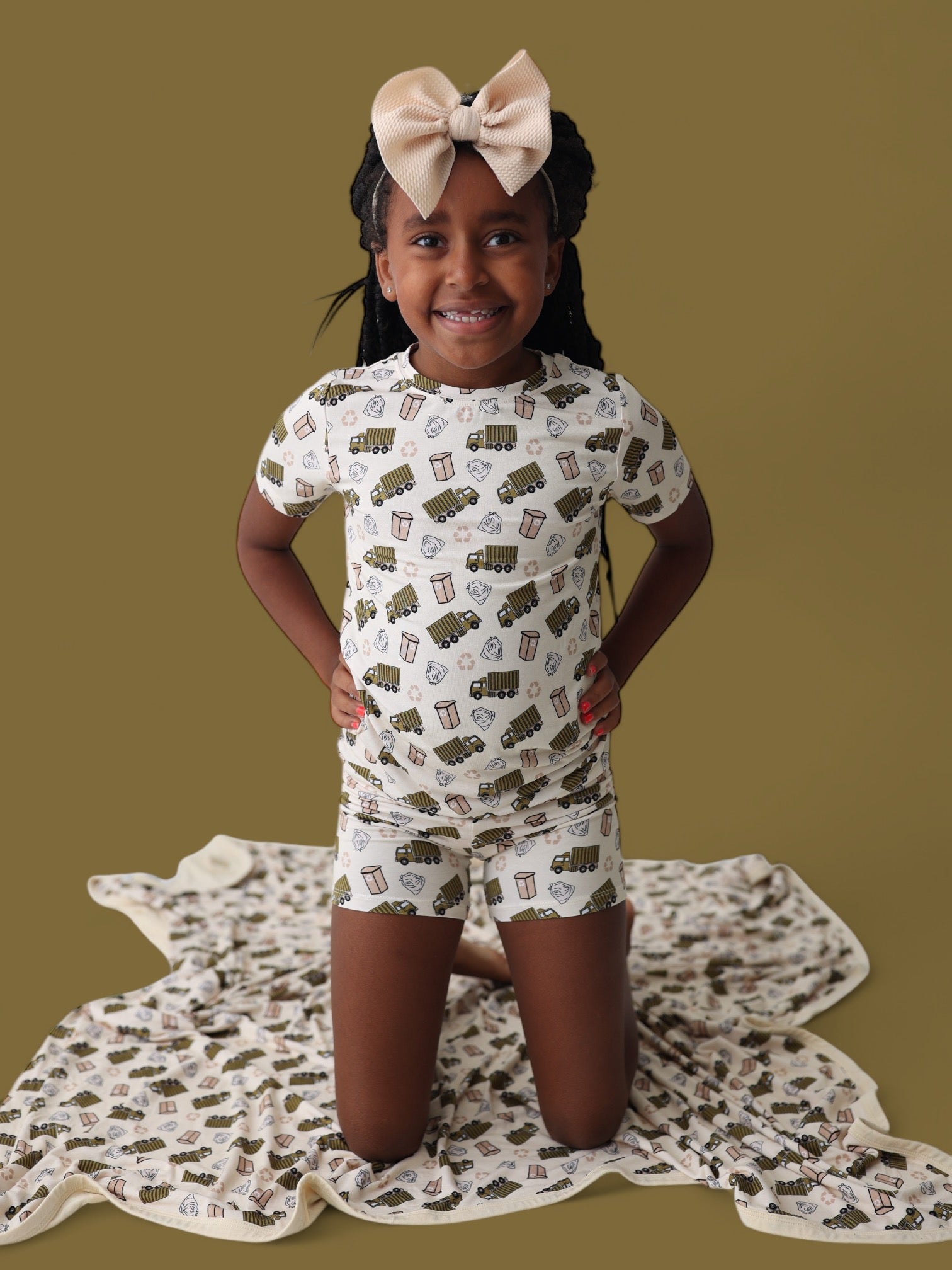 Good Ol' Garbage Dream Short Set