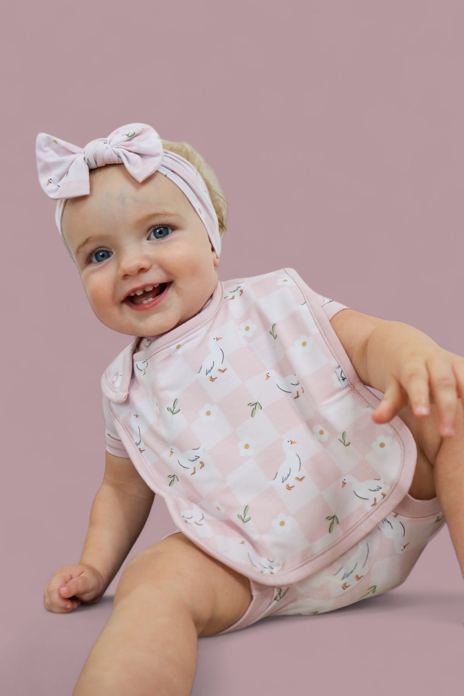 Exclusive Ducks And Daisies Dream Bow