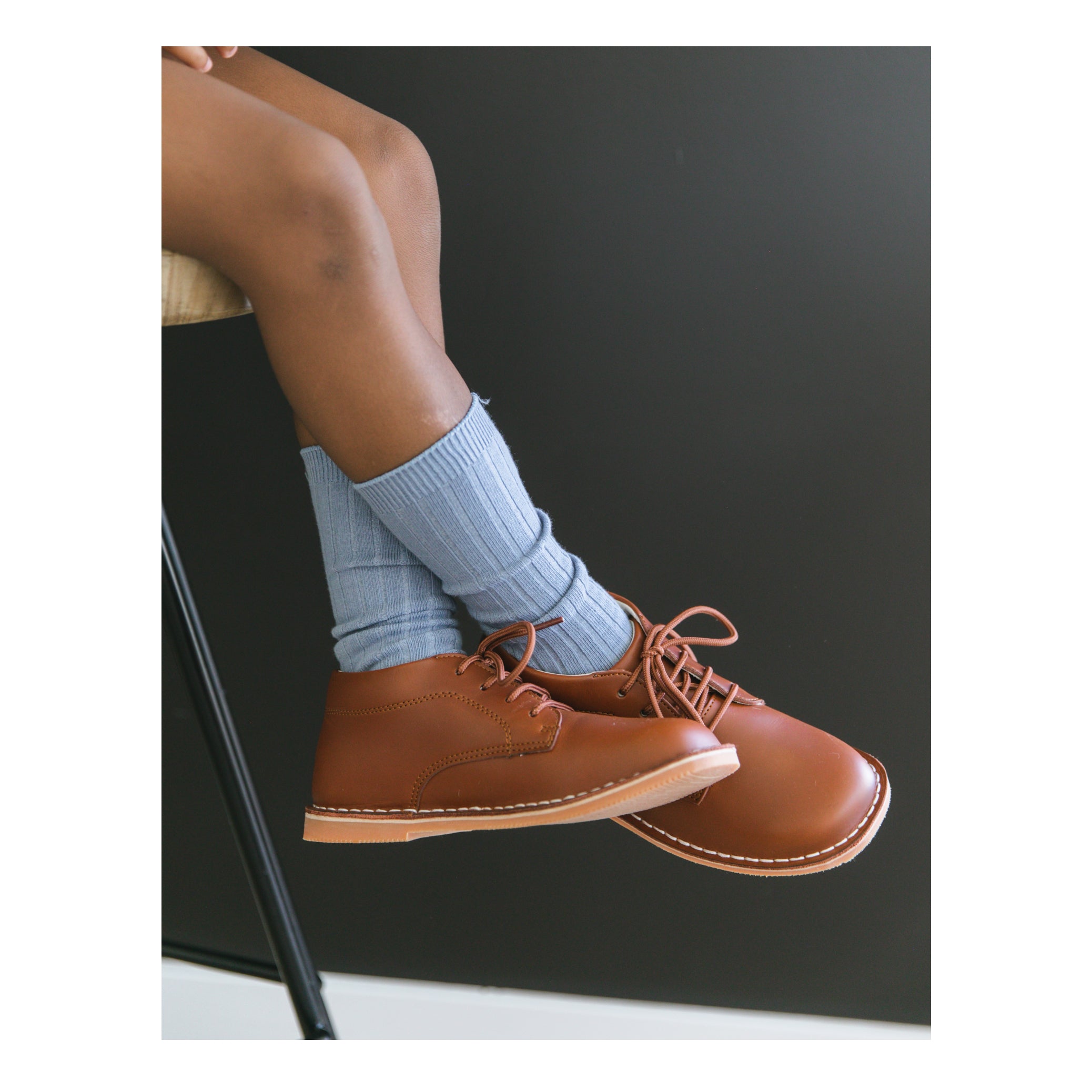 Tuck Mid-top Lace Up Shoe