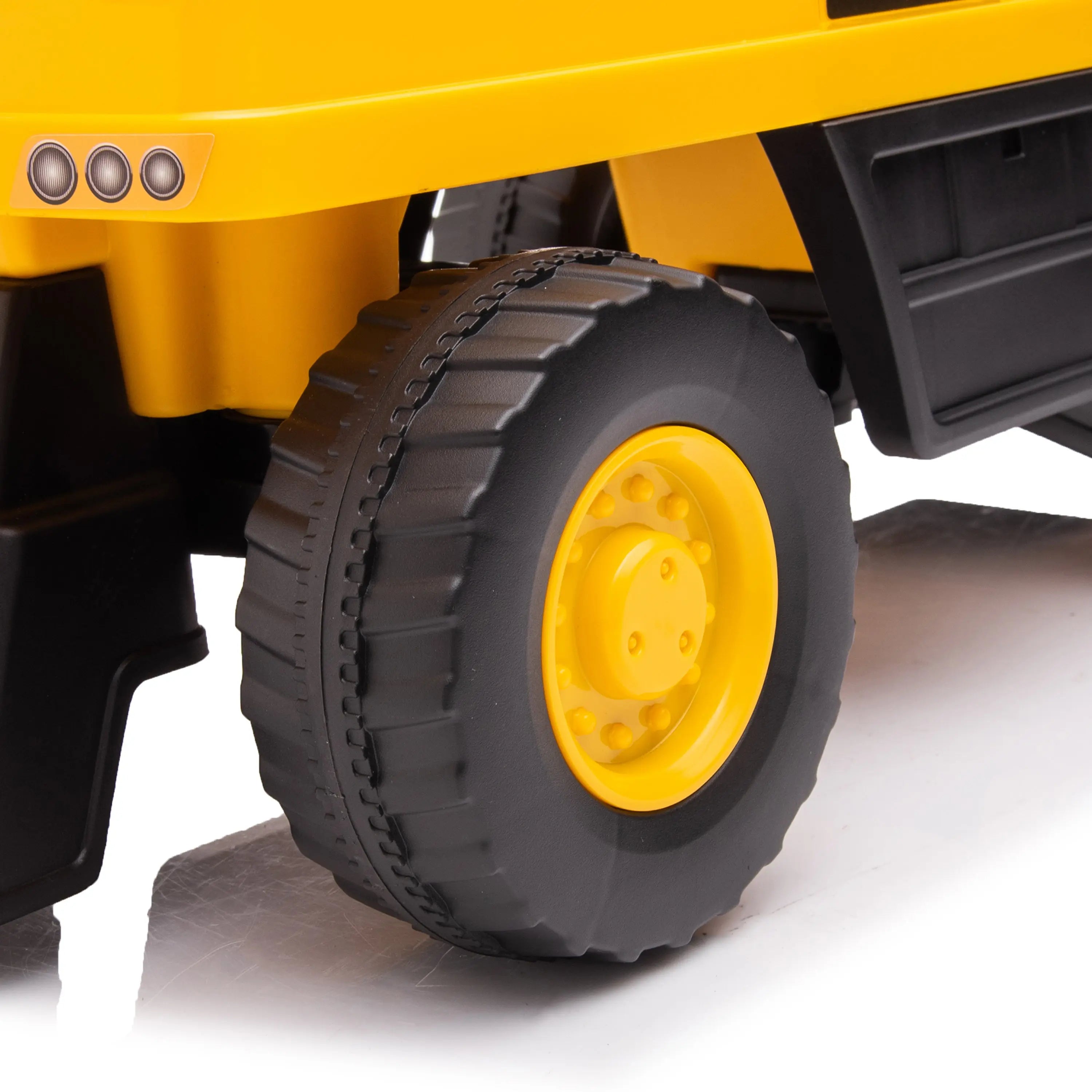 Cat Excavator Foot To Floor