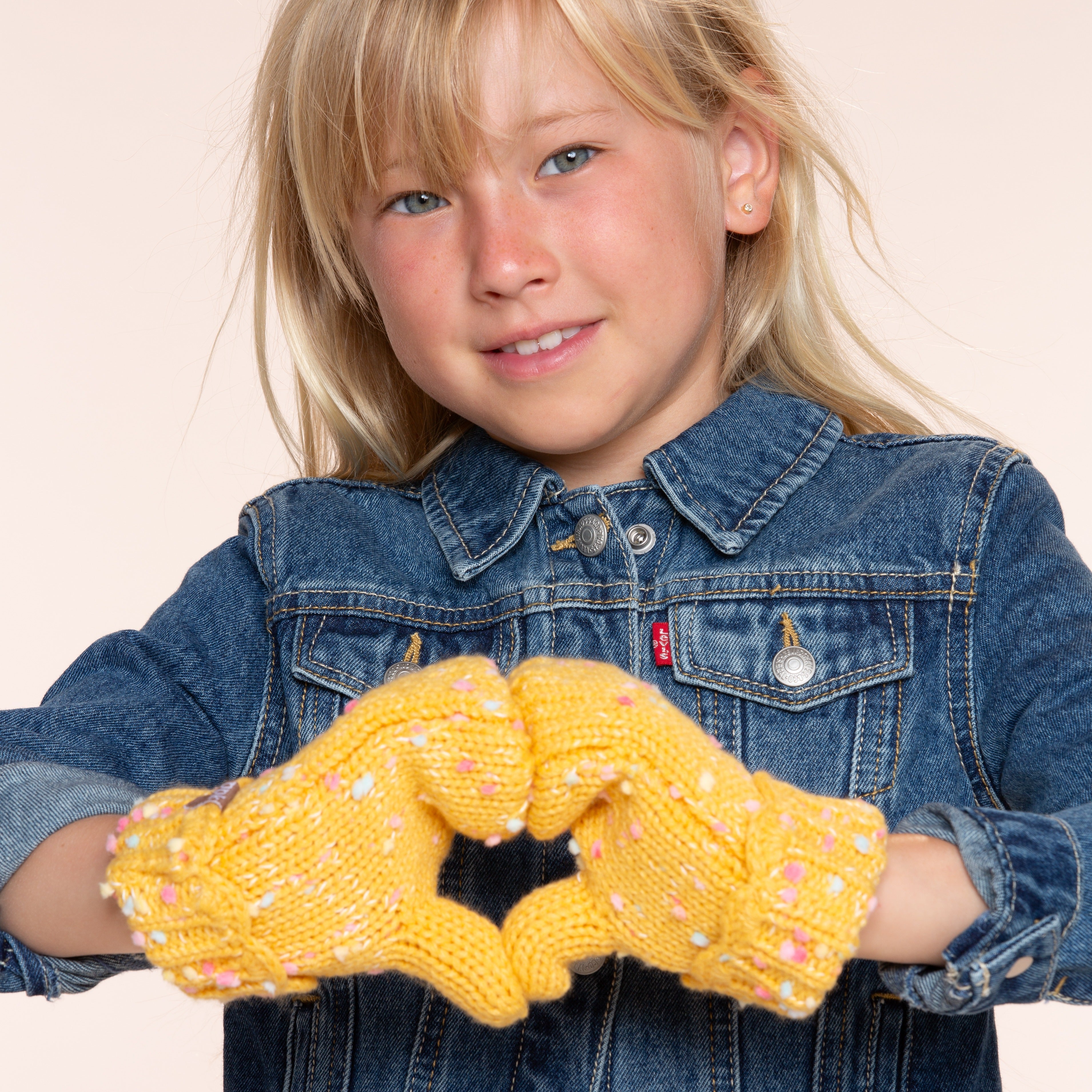 Girls Fun Speckled Knit Mittens With Scalloped Lace Cuff, For Kids All Ages 1-12 Years, Fleece-lined
