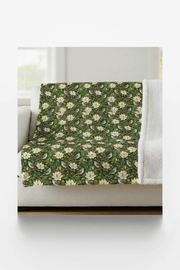 Mississippi Flora & Fauna Sherpa Blanket