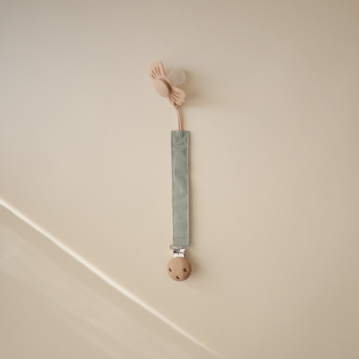 Linen Pacifier Clip 2-pack