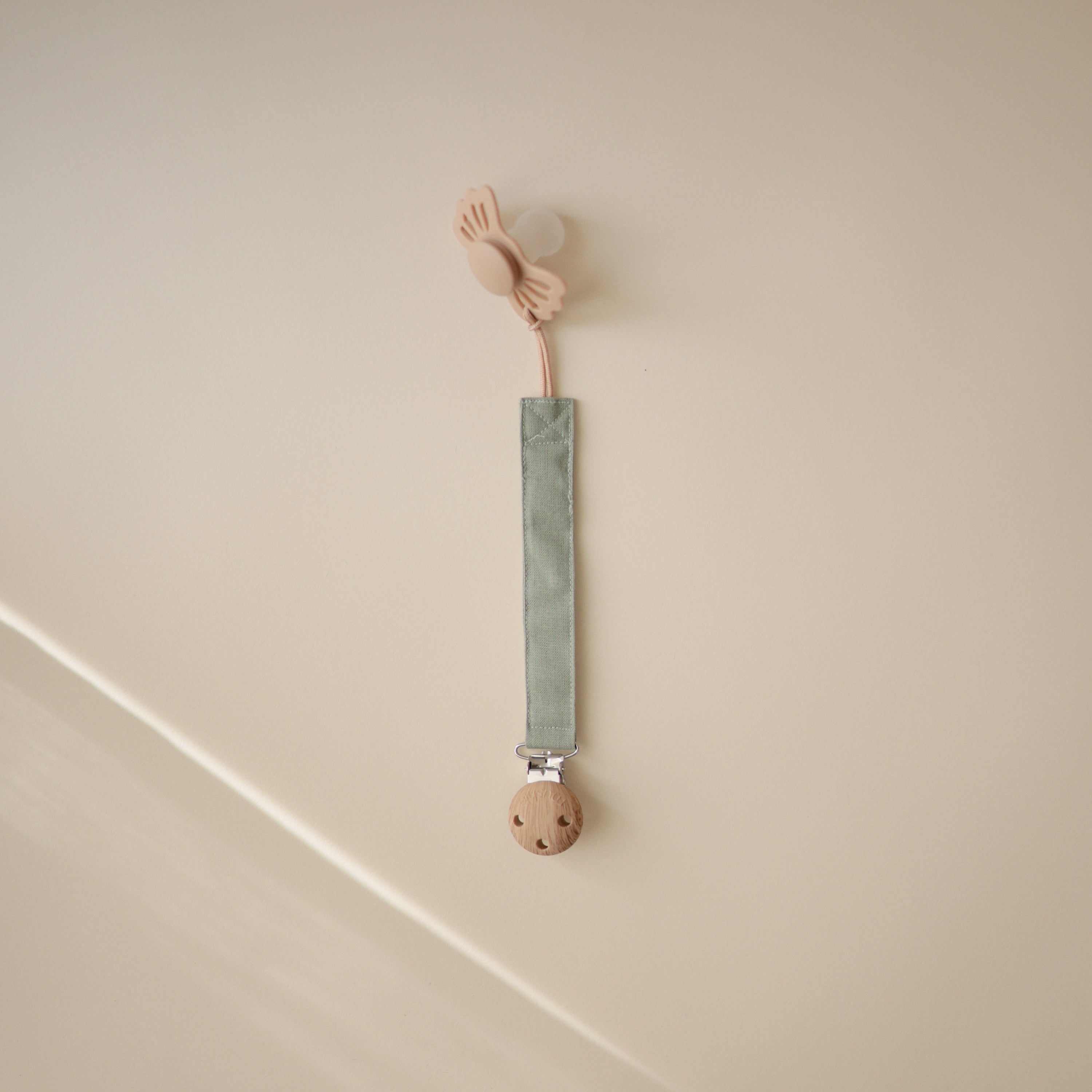 Linen Pacifier Clip 2-pack