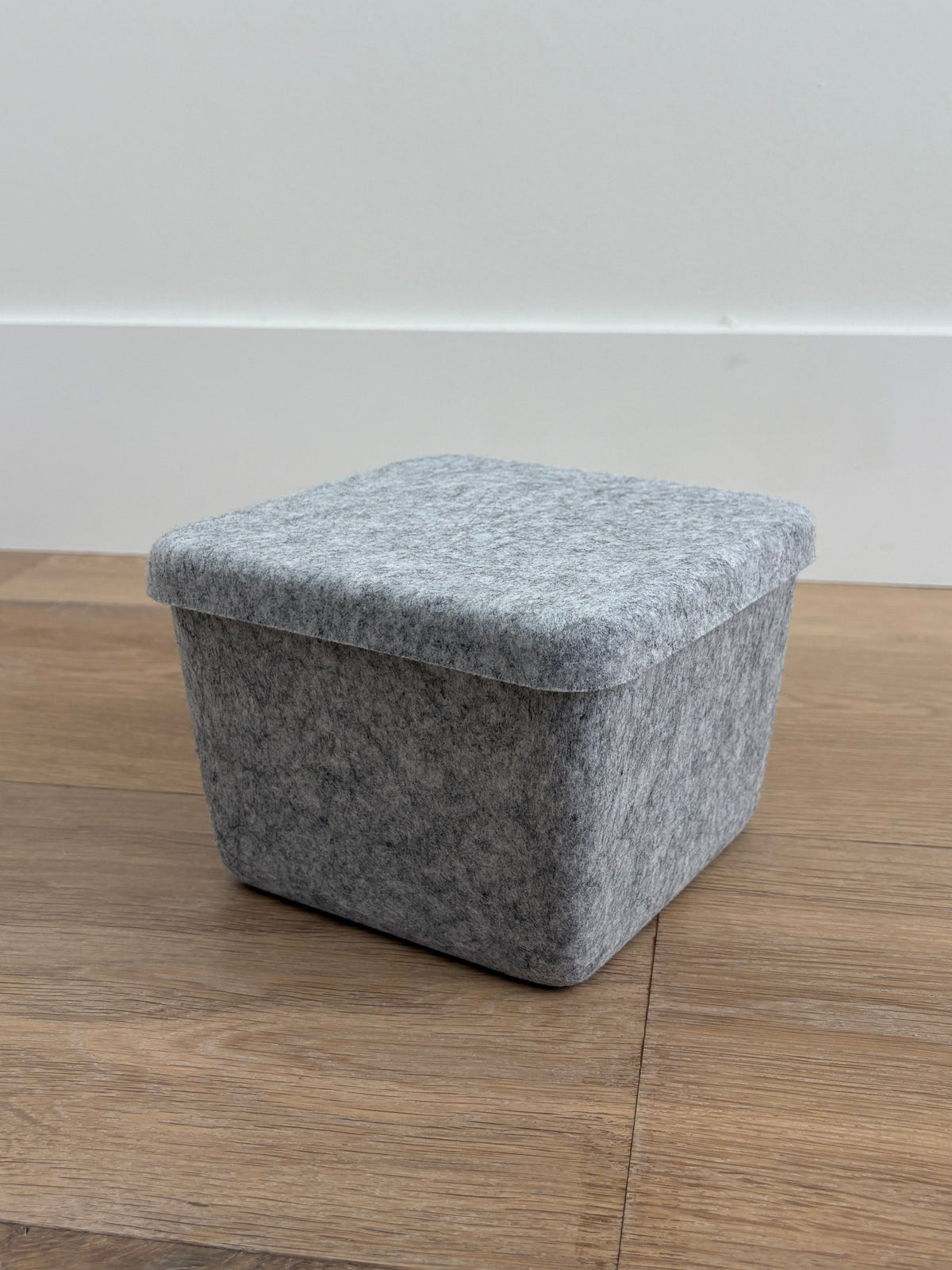 The Sculpted Bin - Petite With Lid