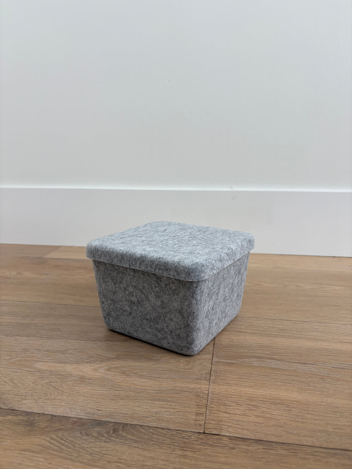 The Sculpted Bin - Petite With Lid