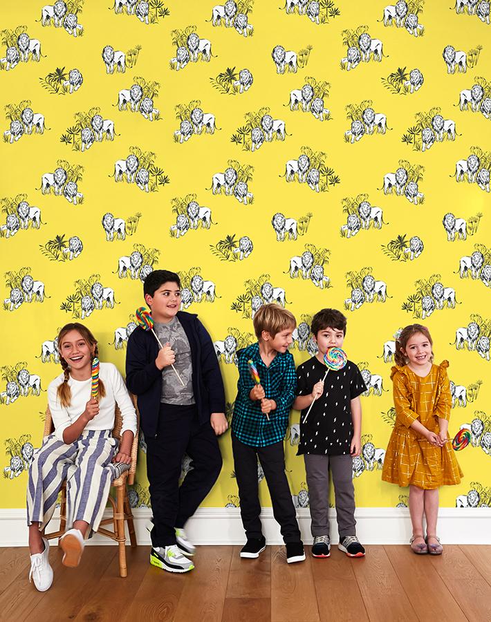 'foliage Lions' Wallpaper By Tea Collection - Daffodil