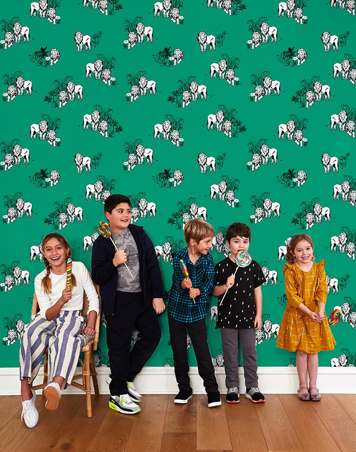 'foliage Lions' Wallpaper By Tea Collection - Emerald