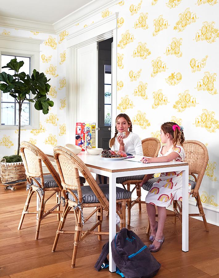 'foliage Lions' Wallpaper By Tea Collection - Marigold