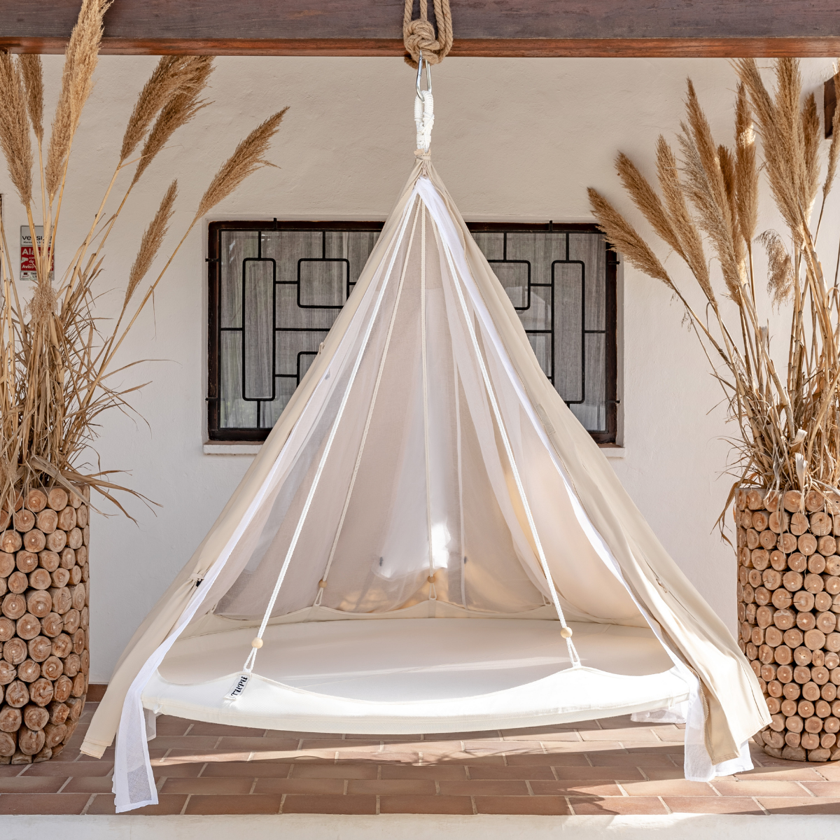 Indoor Daybed (large) - Natural White