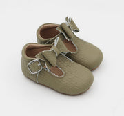 Bow T-straps - Grey Woven Leather
