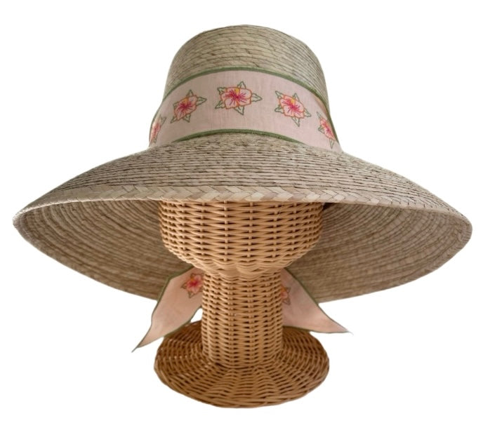 Wildflower Sun Hat - Fanm Mon X Sbb Hat Ribbon - Hibiscus Embroidered On Peach Linen