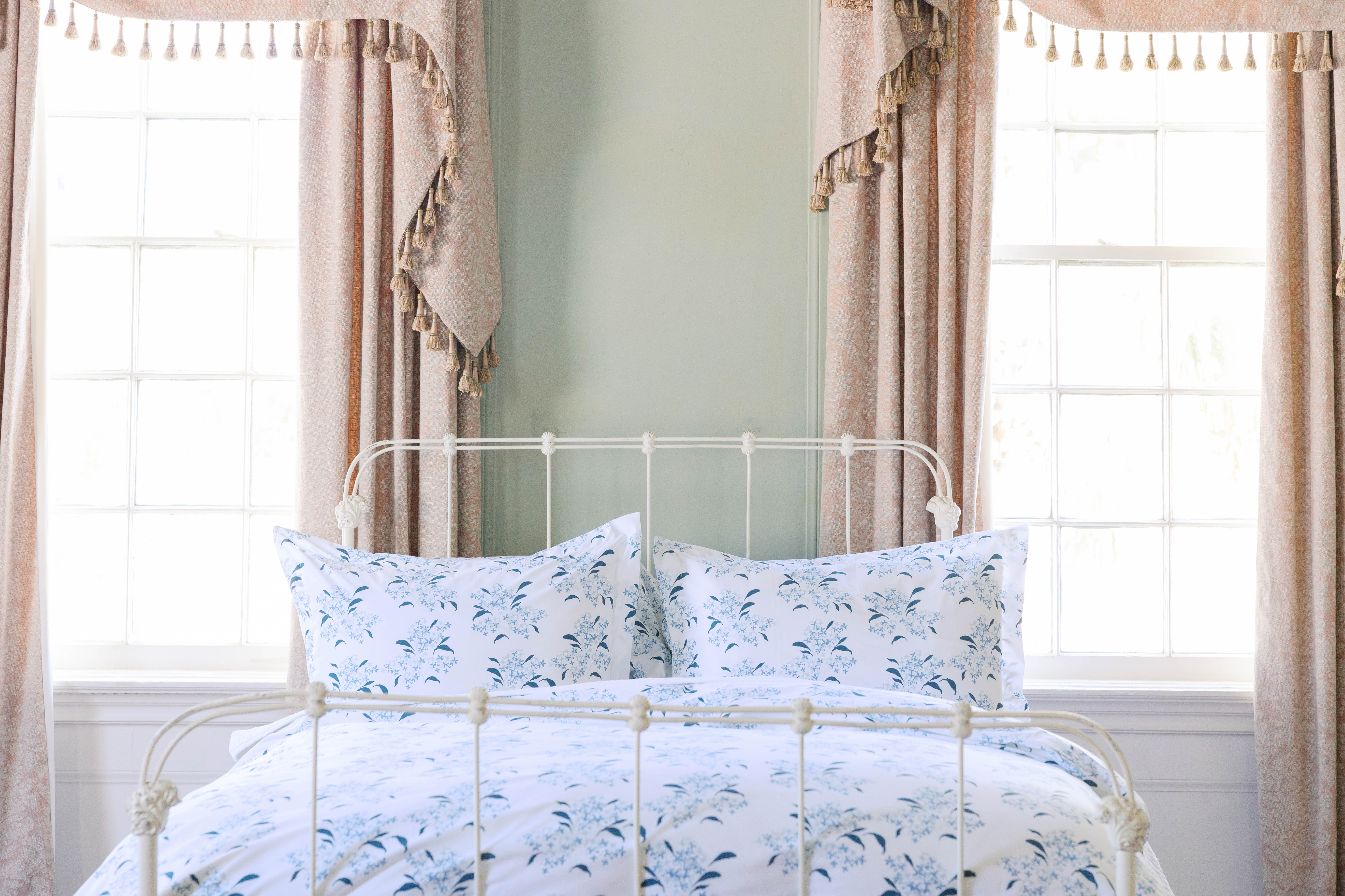 Lilac In Blue Sheet Set