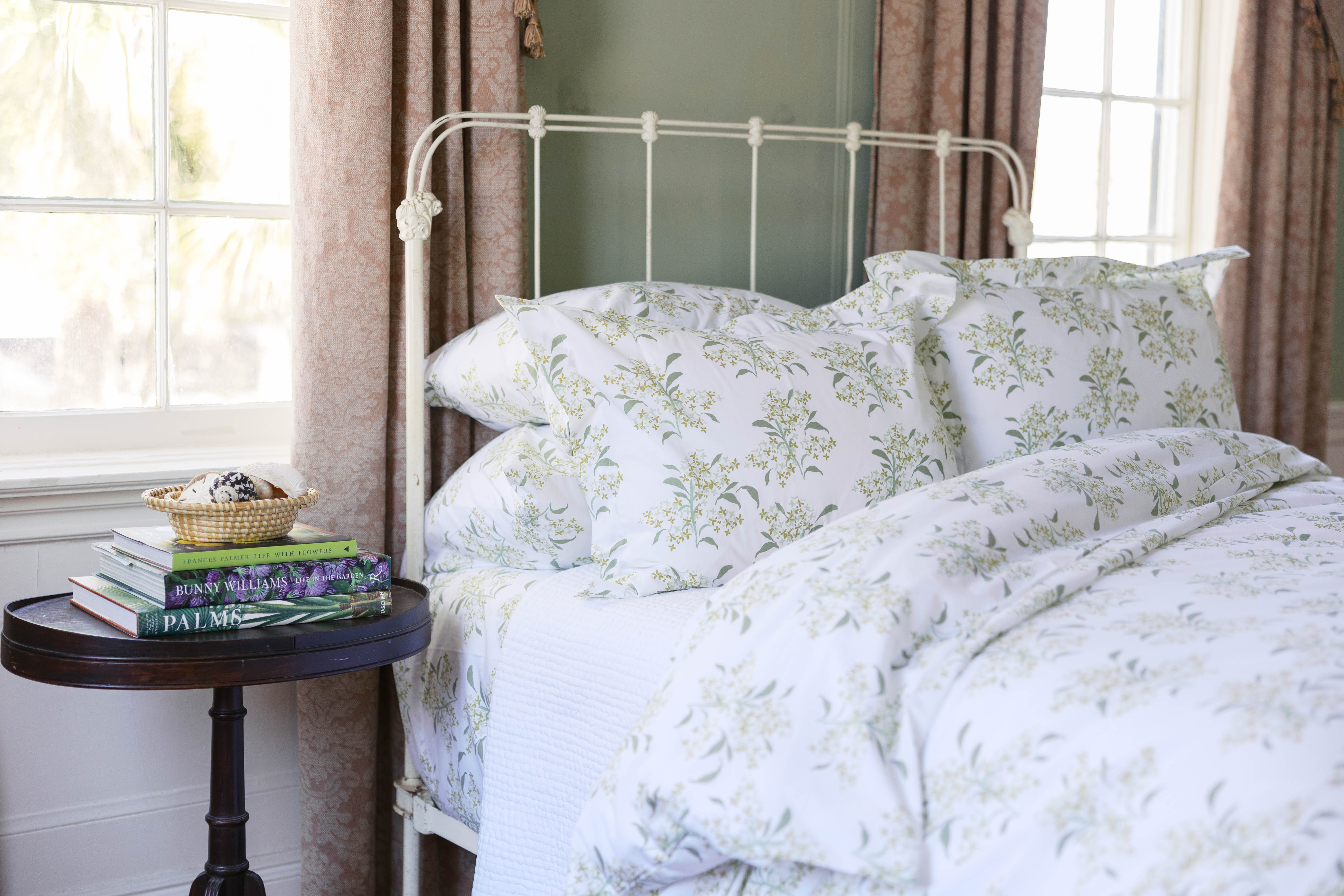 Lilac In Green Duvet Cover