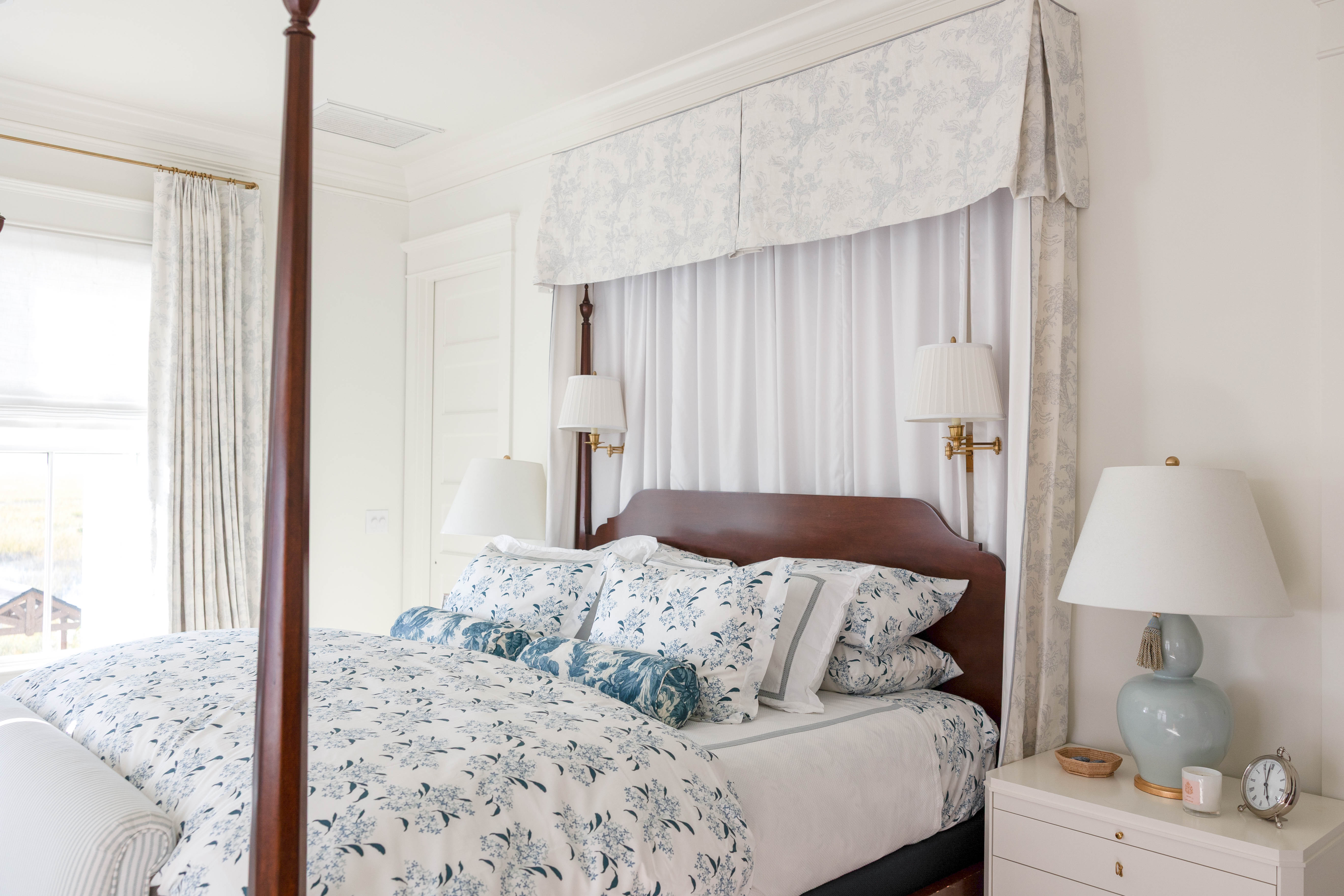 Lilac In Blue Sheet Set
