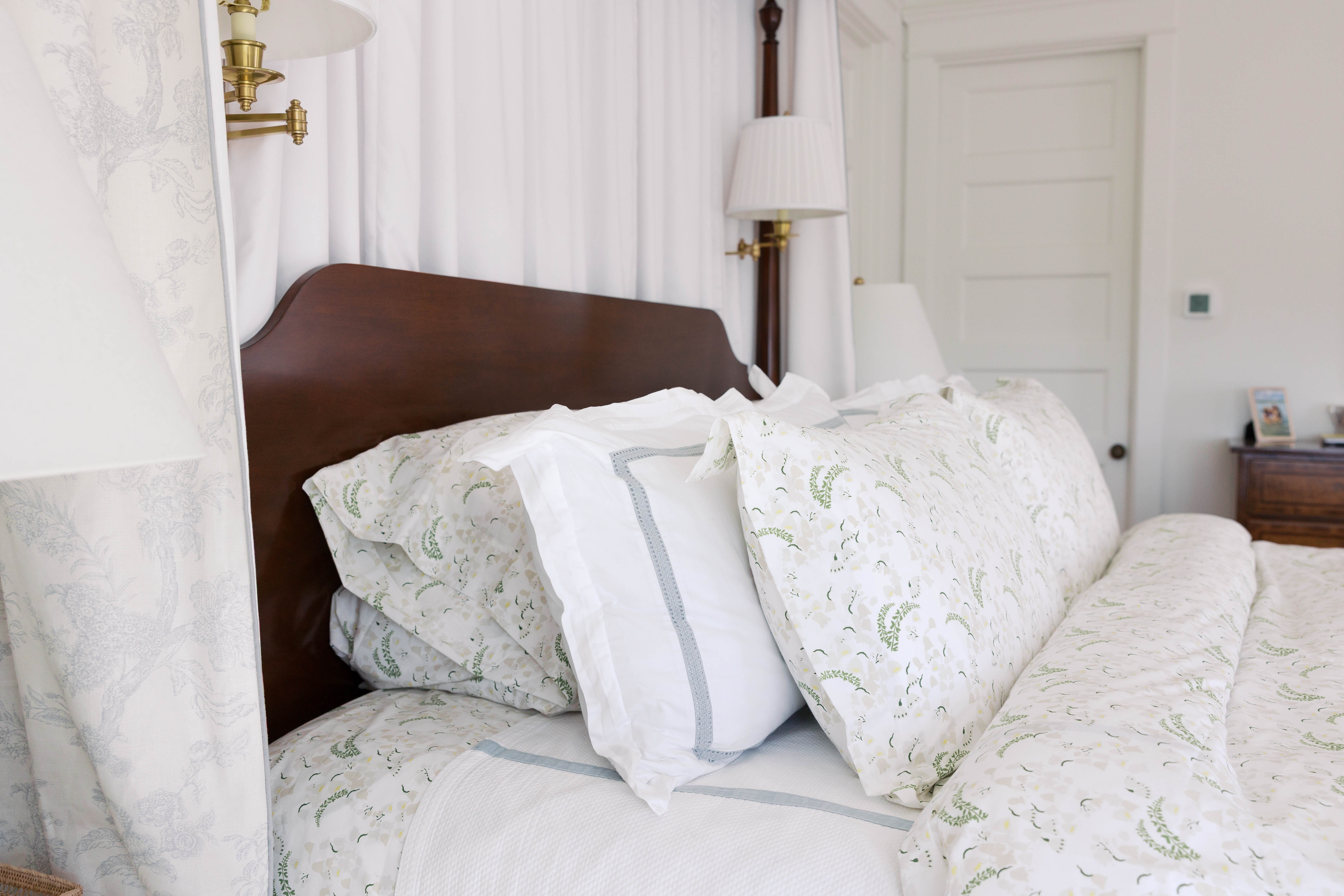 Lily Of The Valley Fitted Sheet