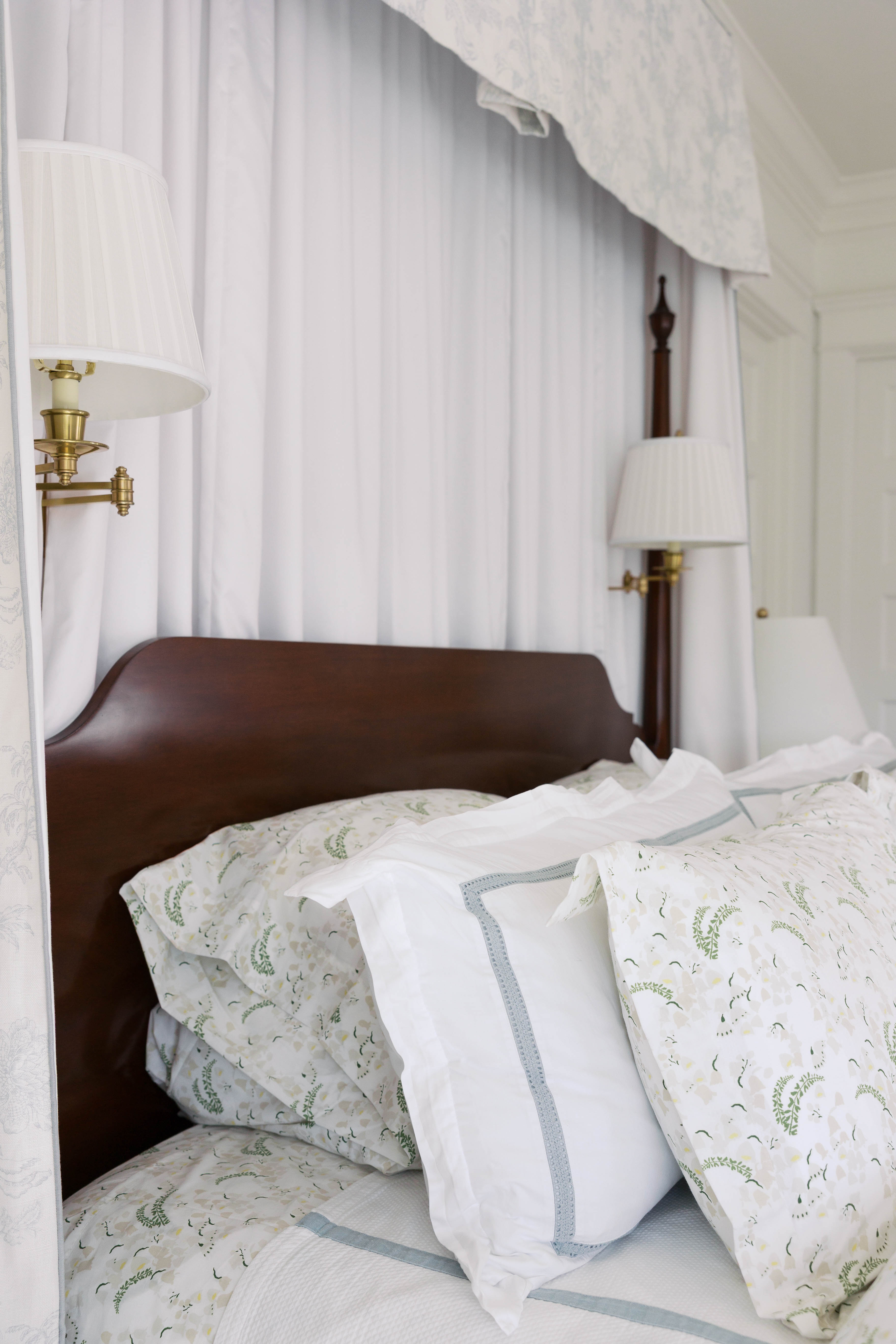Lily Of The Valley Flat Sheet