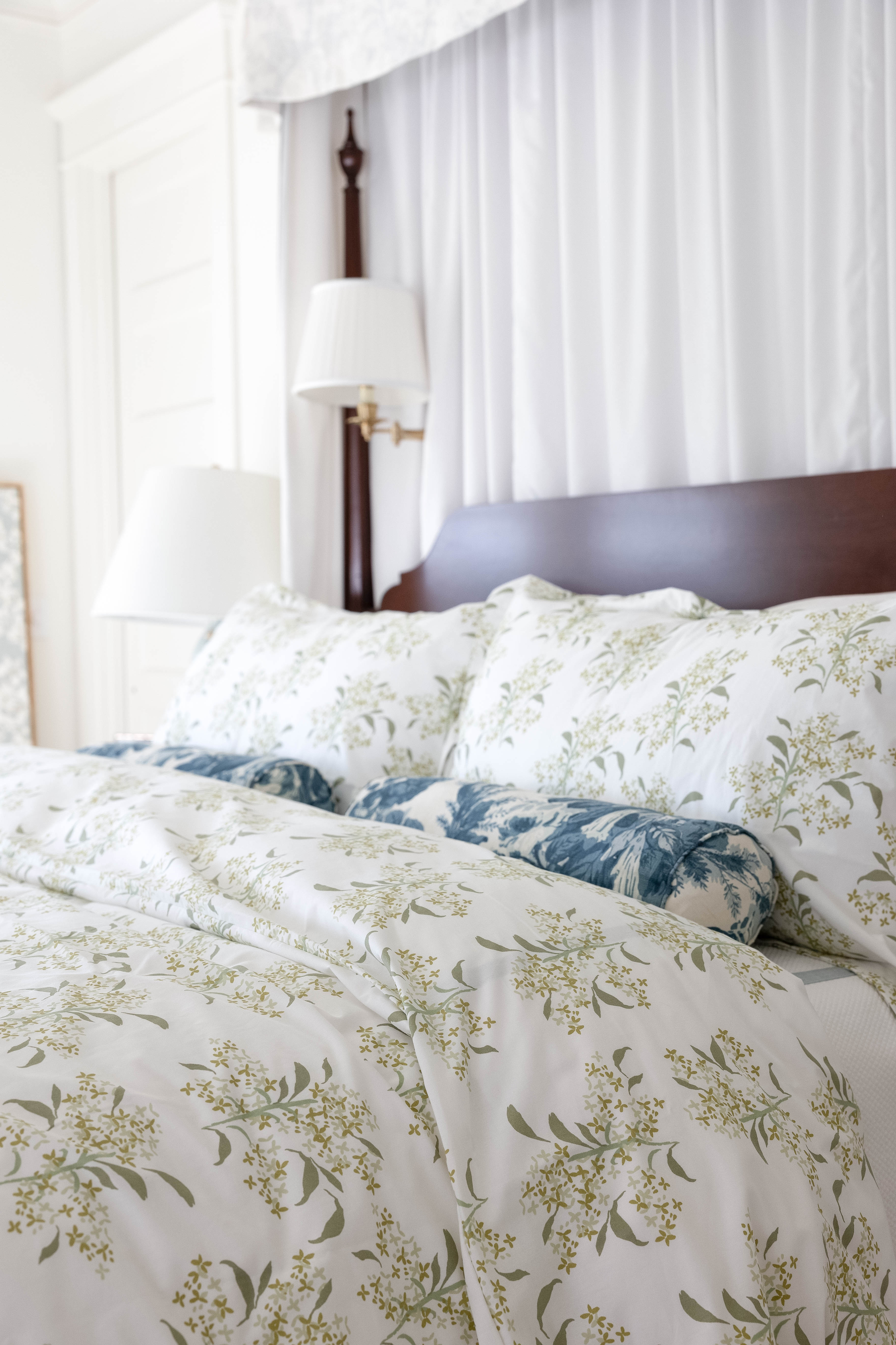 Lilac In Green Fitted Sheet