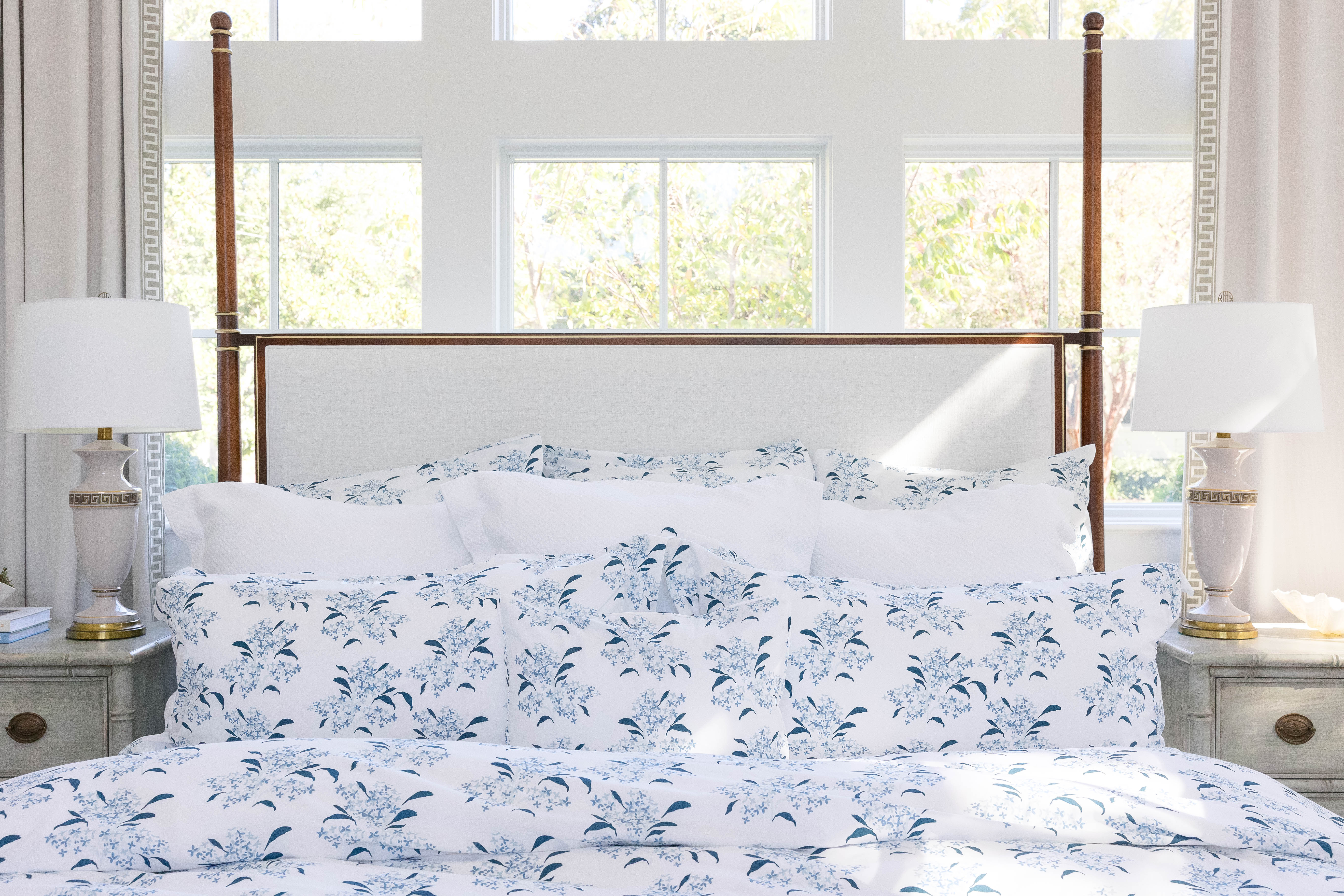 Lilac In Blue Flat Sheet