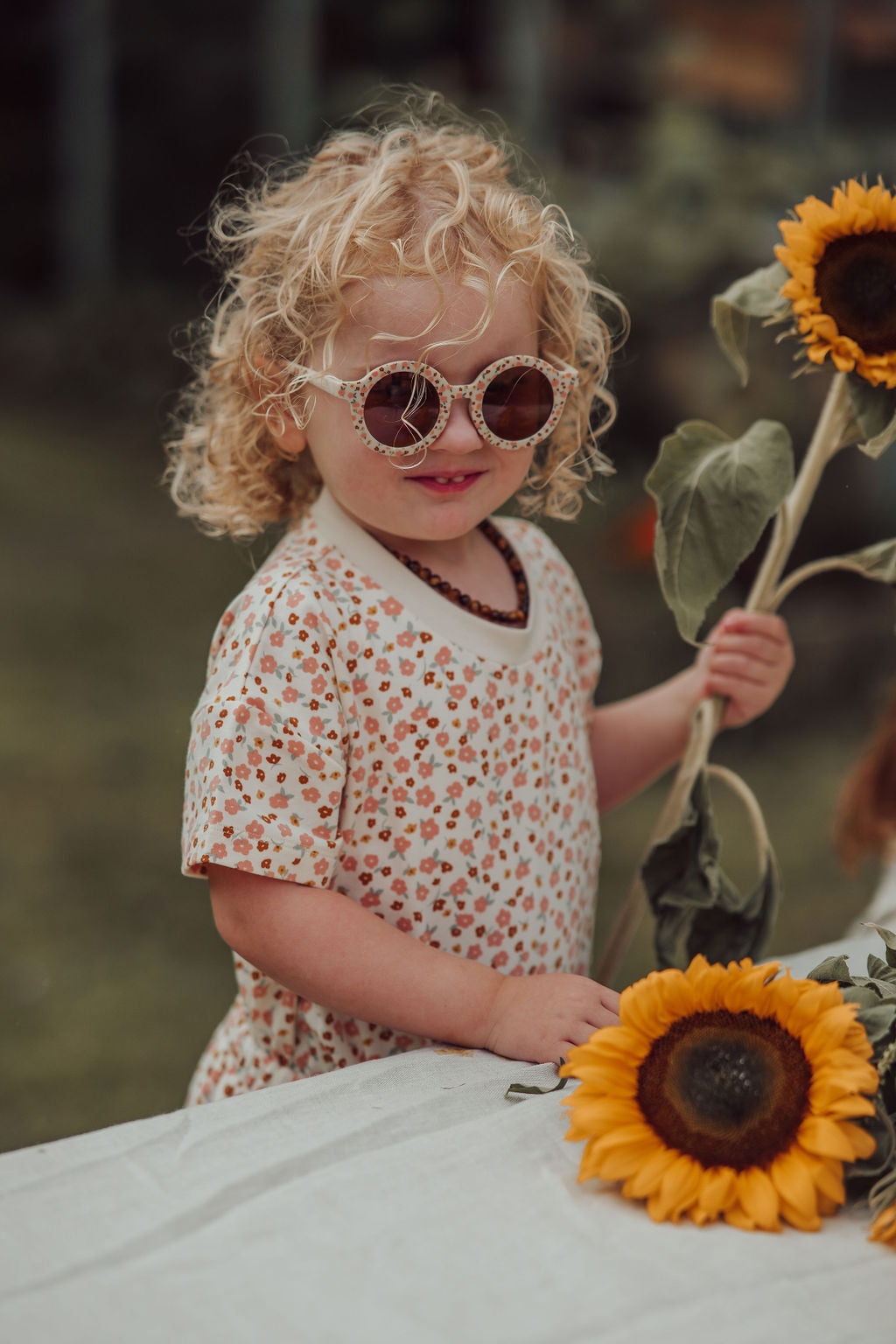 Original Round Sustainable Sunglasses | Bio-based  Bendable Polarized | Sunset Meadow