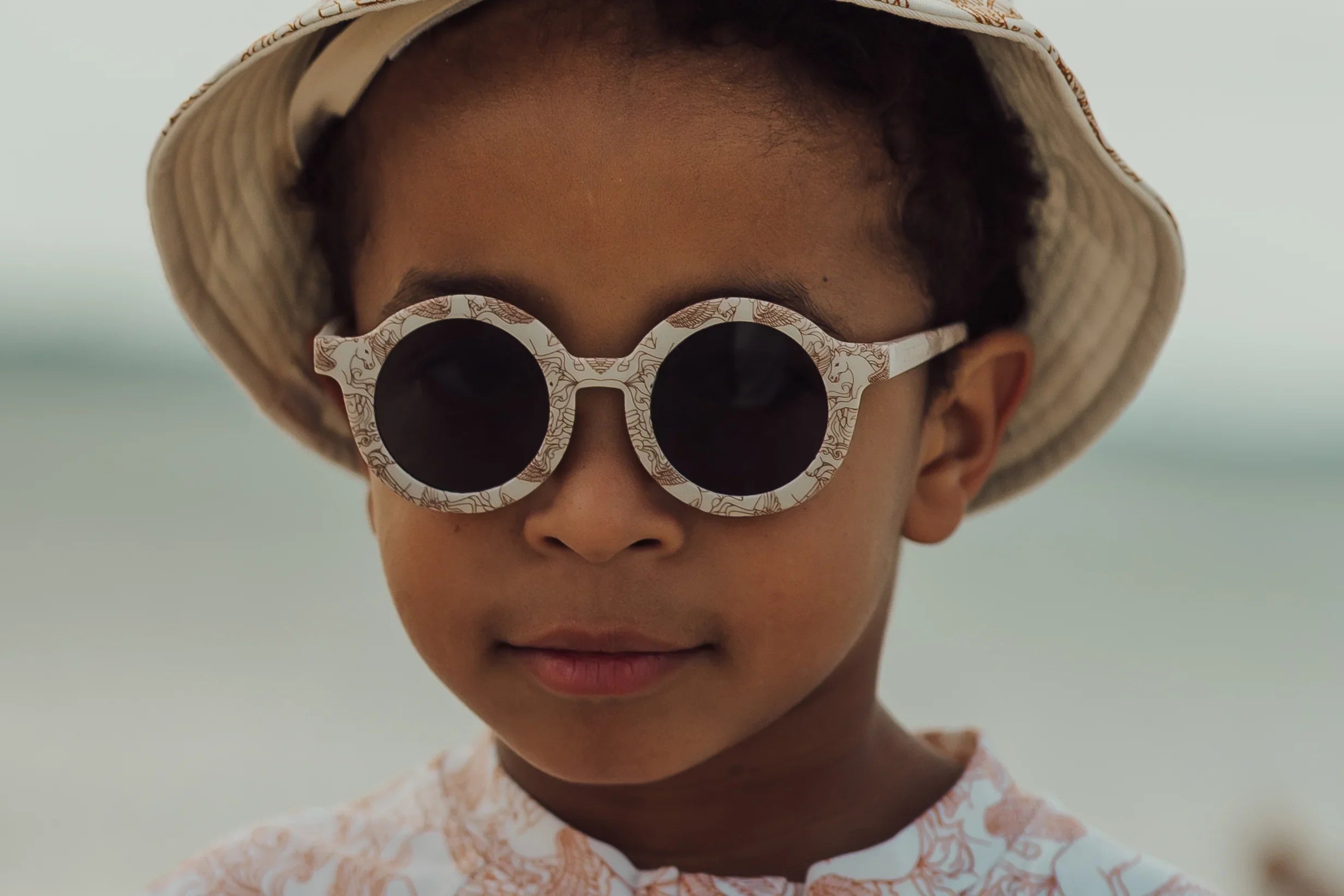 Original Round | Bio-based · Bendable · Polarized | Pegasus