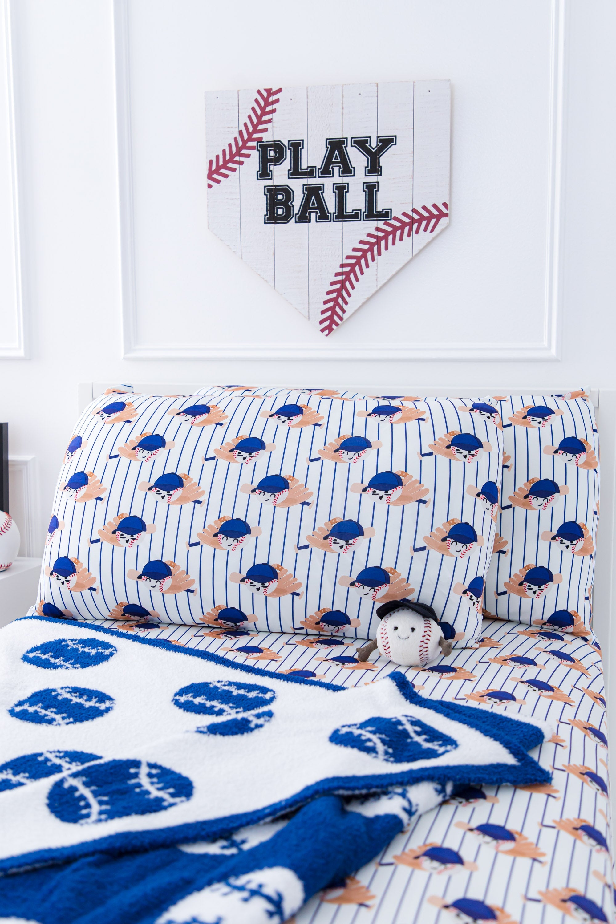 Griffey Zipper Pillowcase Set