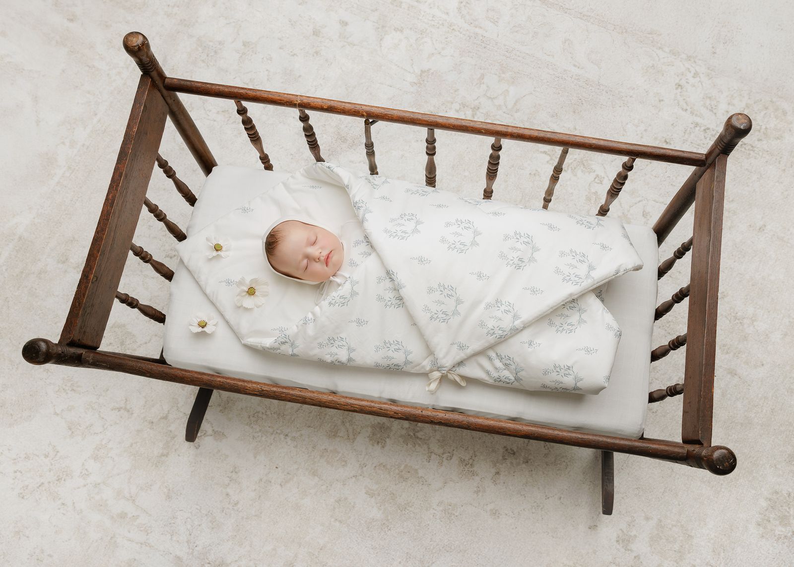 Peluche Blue Botanical Baby Wrap Playmat