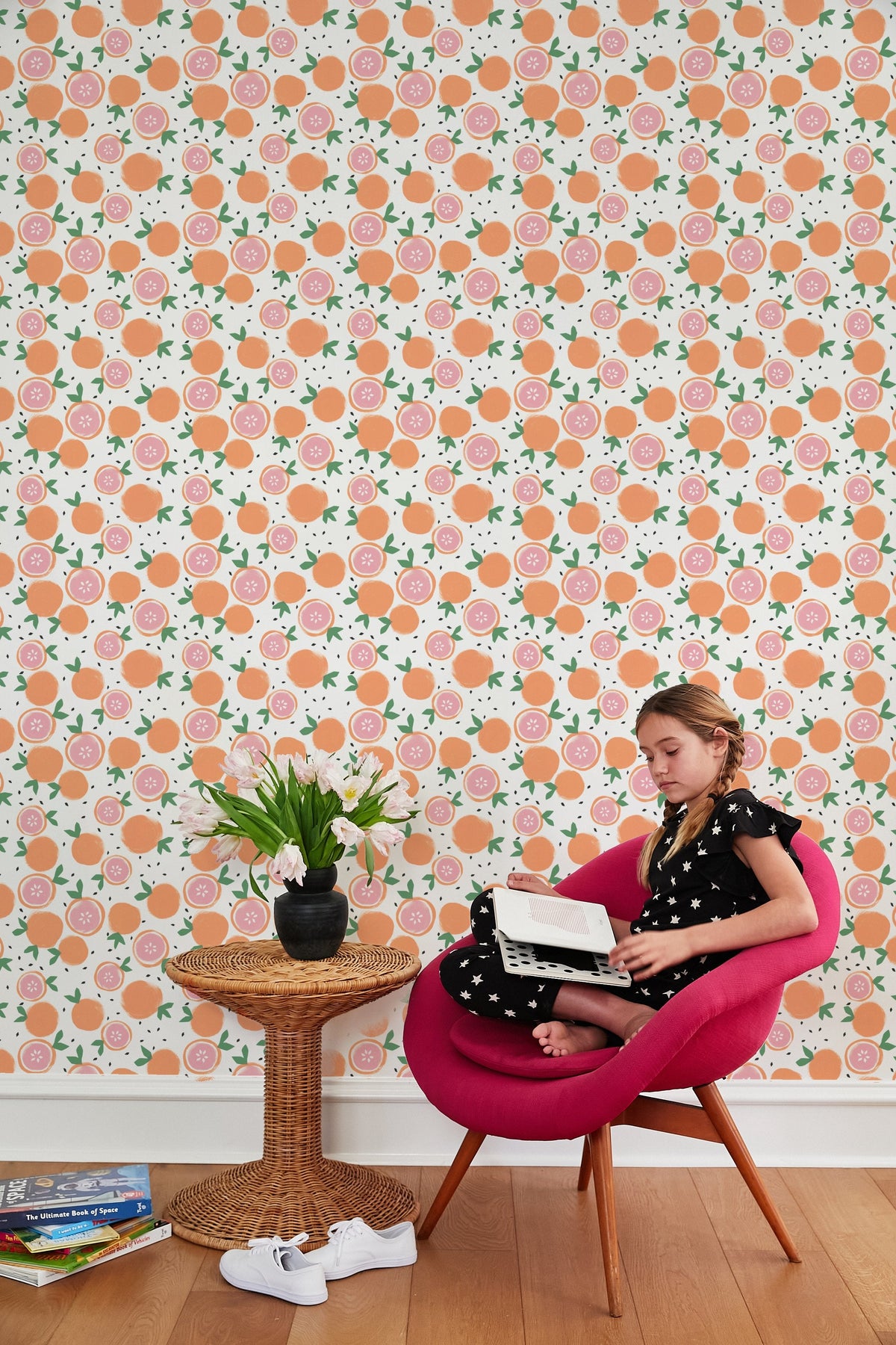 'grapefruit' Wallpaper By Tea Collection - White