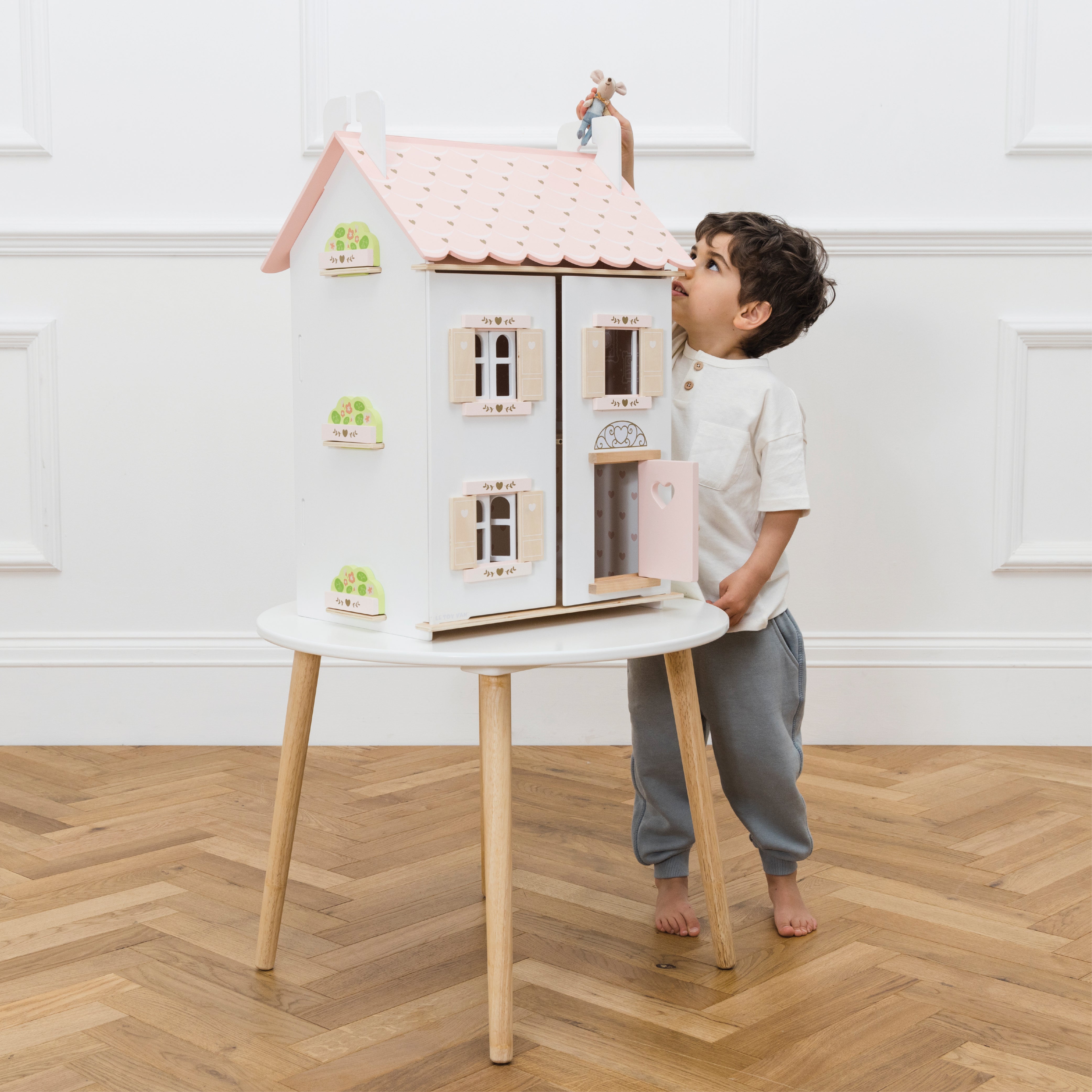 Roseheart Wooden Dolls House