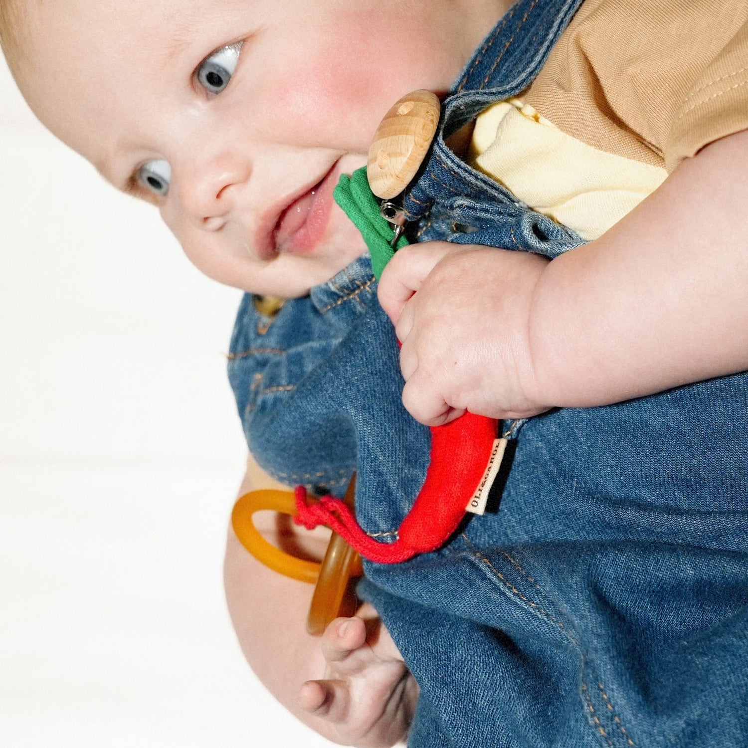Charly the Chili Pacifier Clip