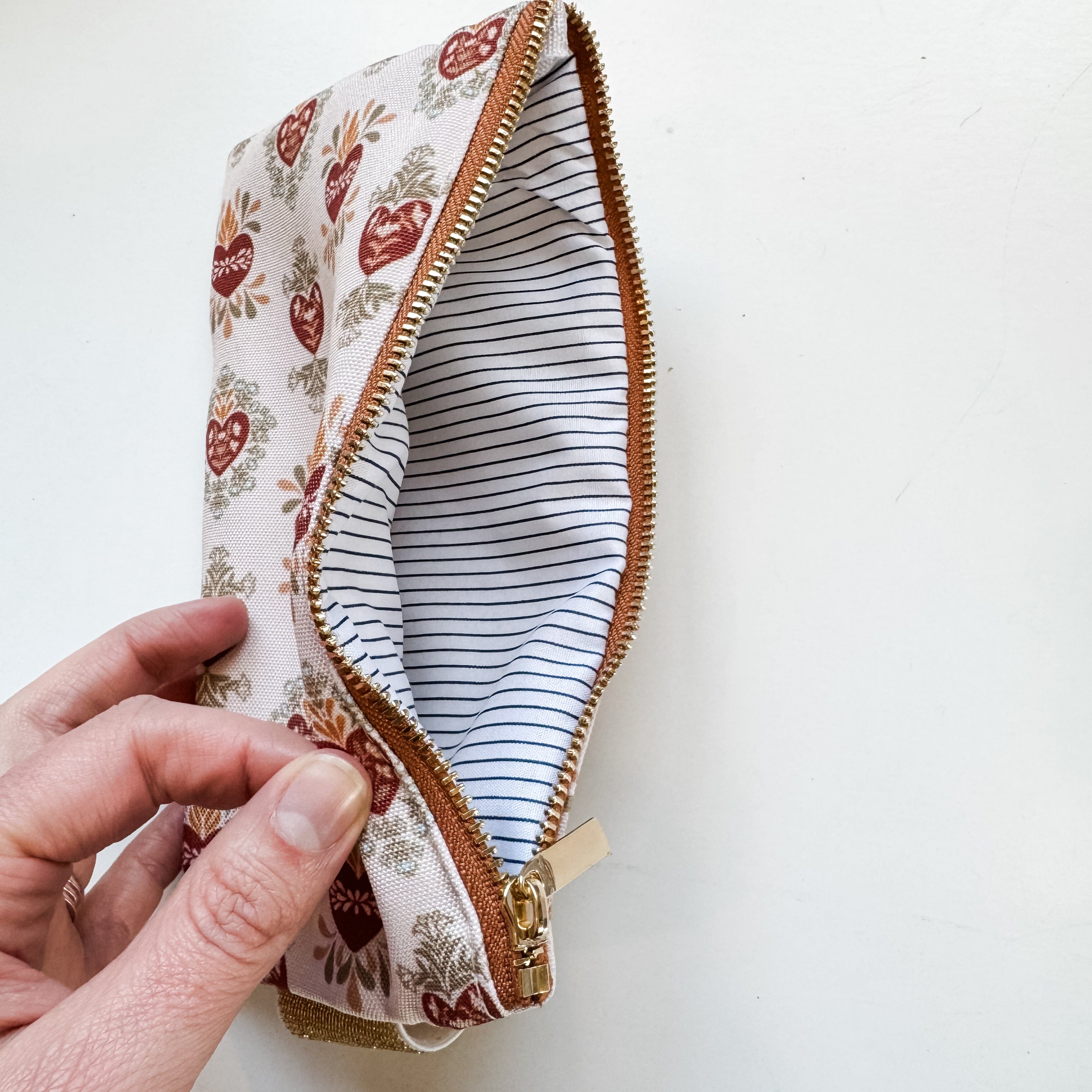 Holy Family Hearts Catholic Bible/planner Pouch