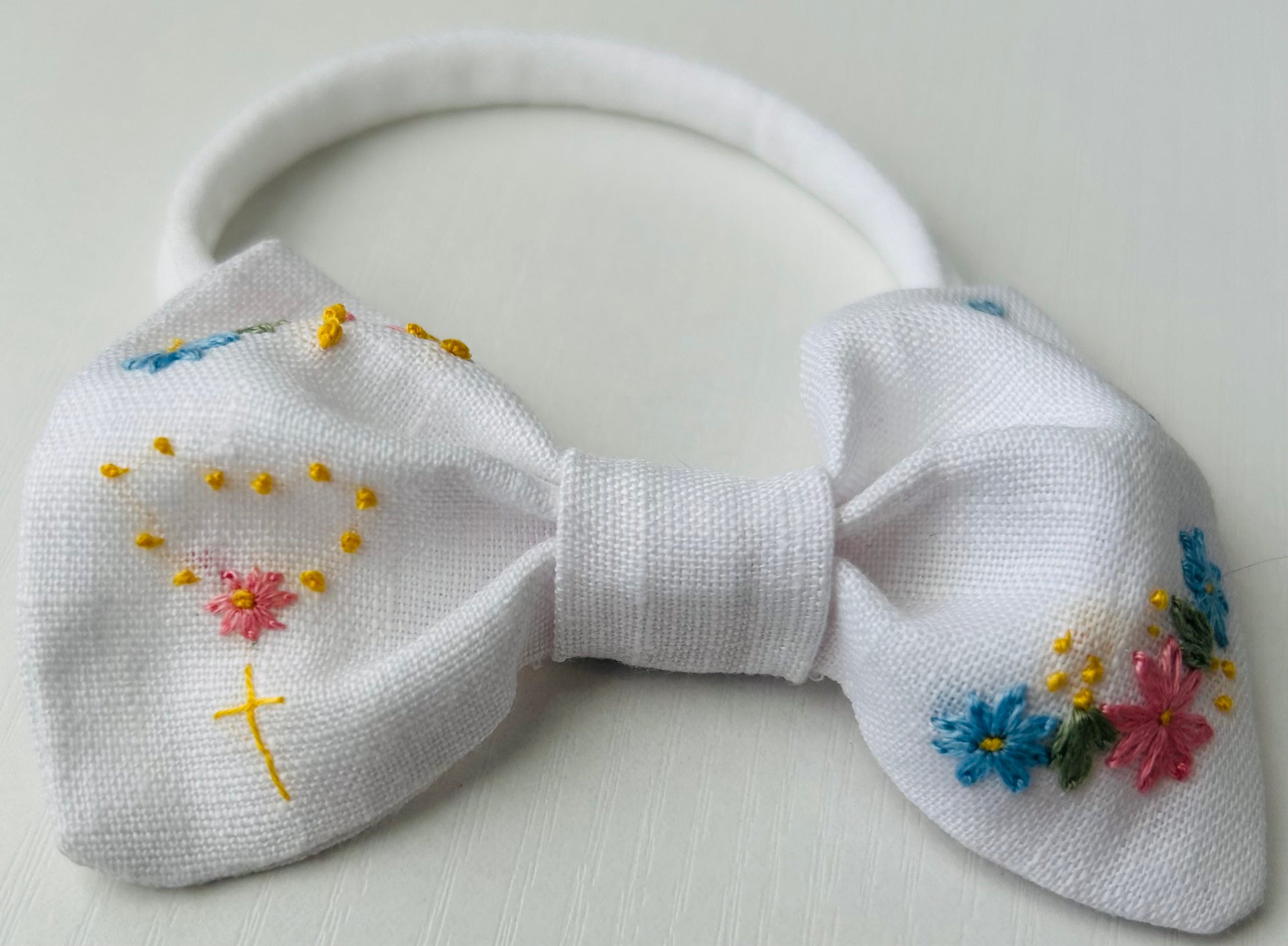 Hand-embroidered Baby Bow - White