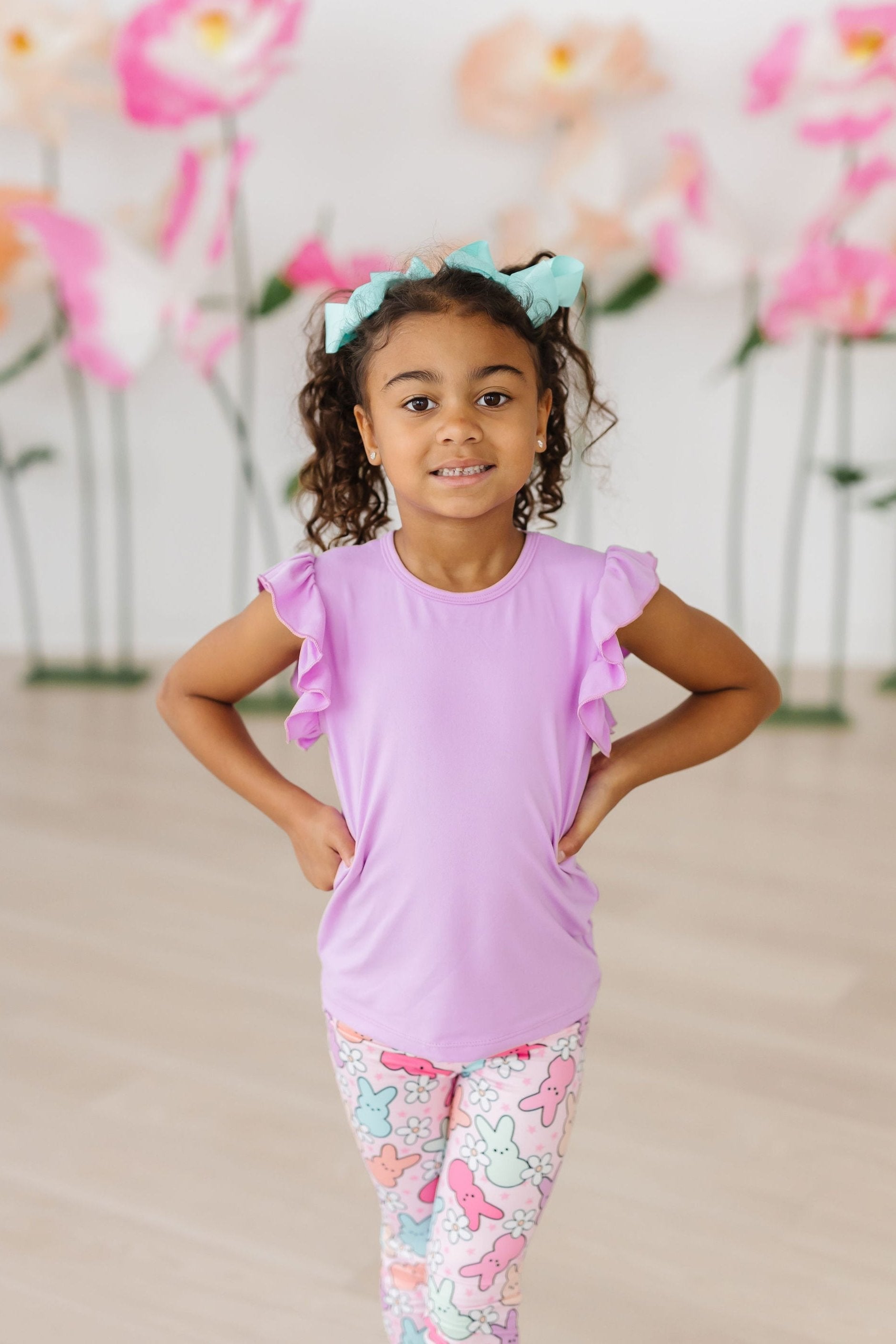 Hangin With My Peeps Leggings