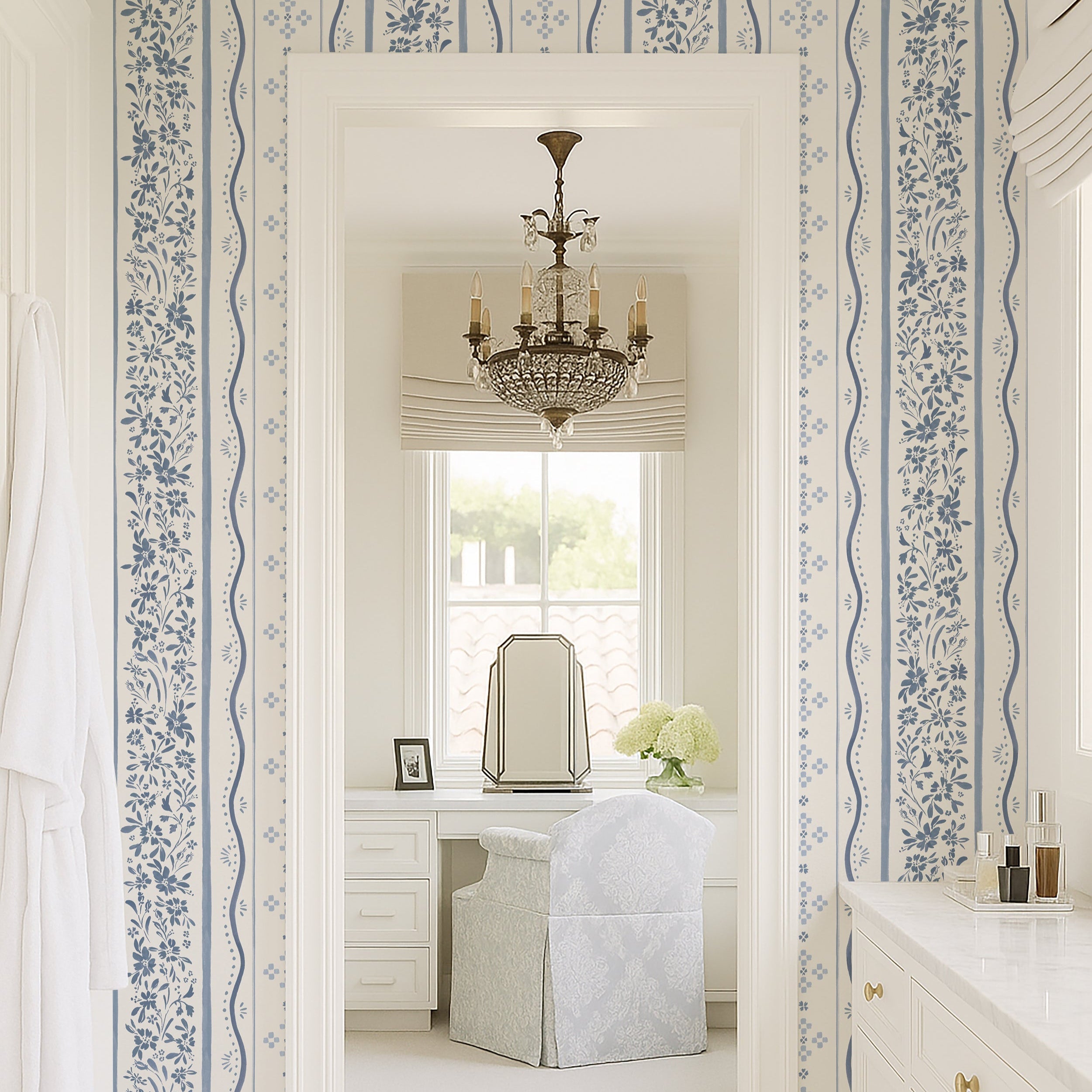 Este Wallpaper By Hufton Studio