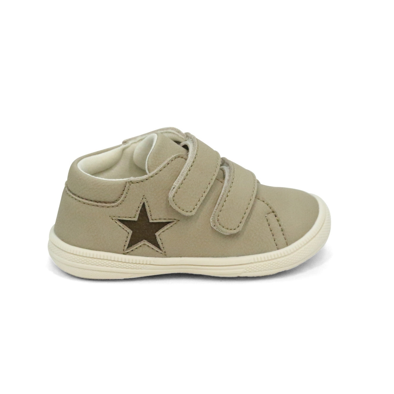 Leo Star Sneaker