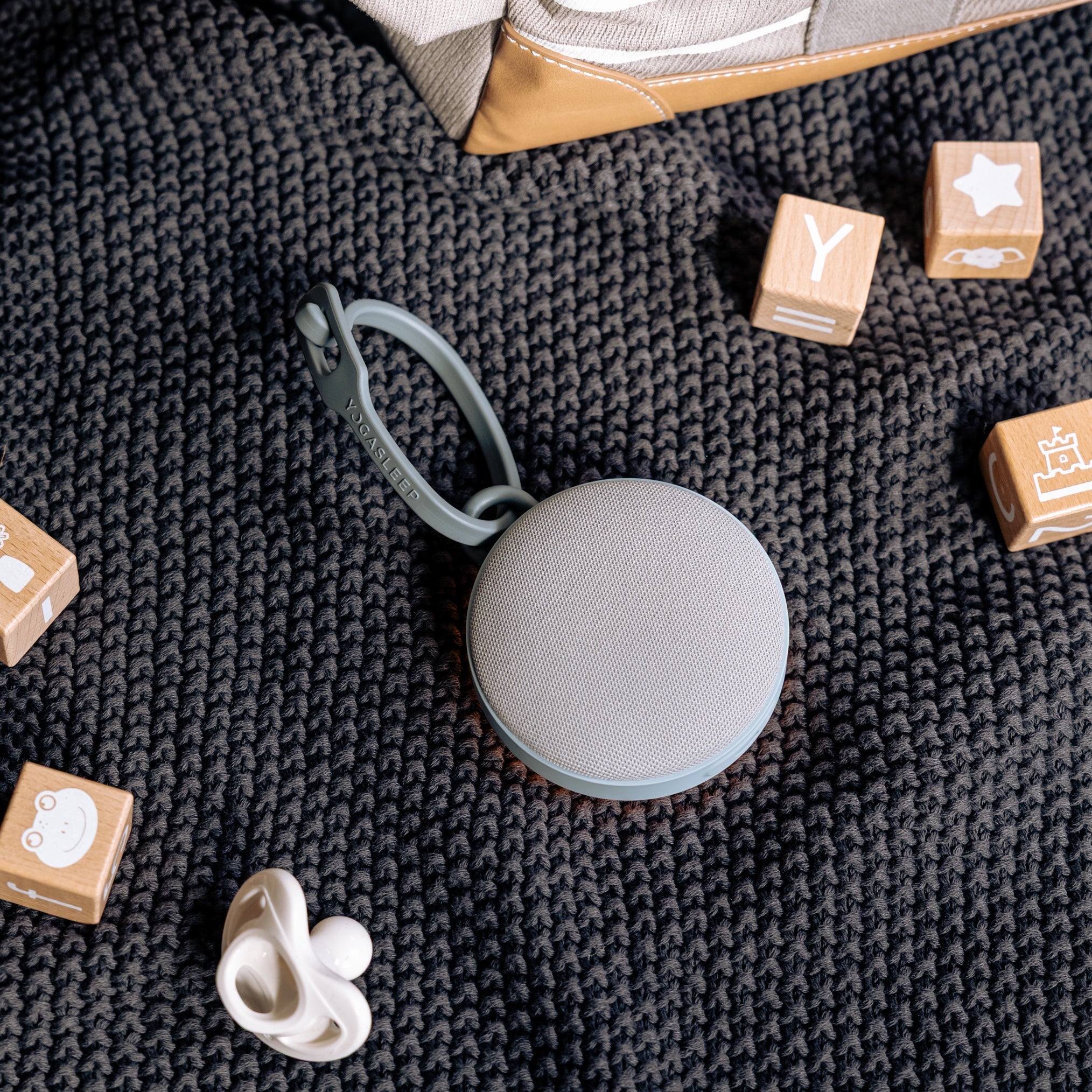 Hushh® 2 Portable Sound Machine
