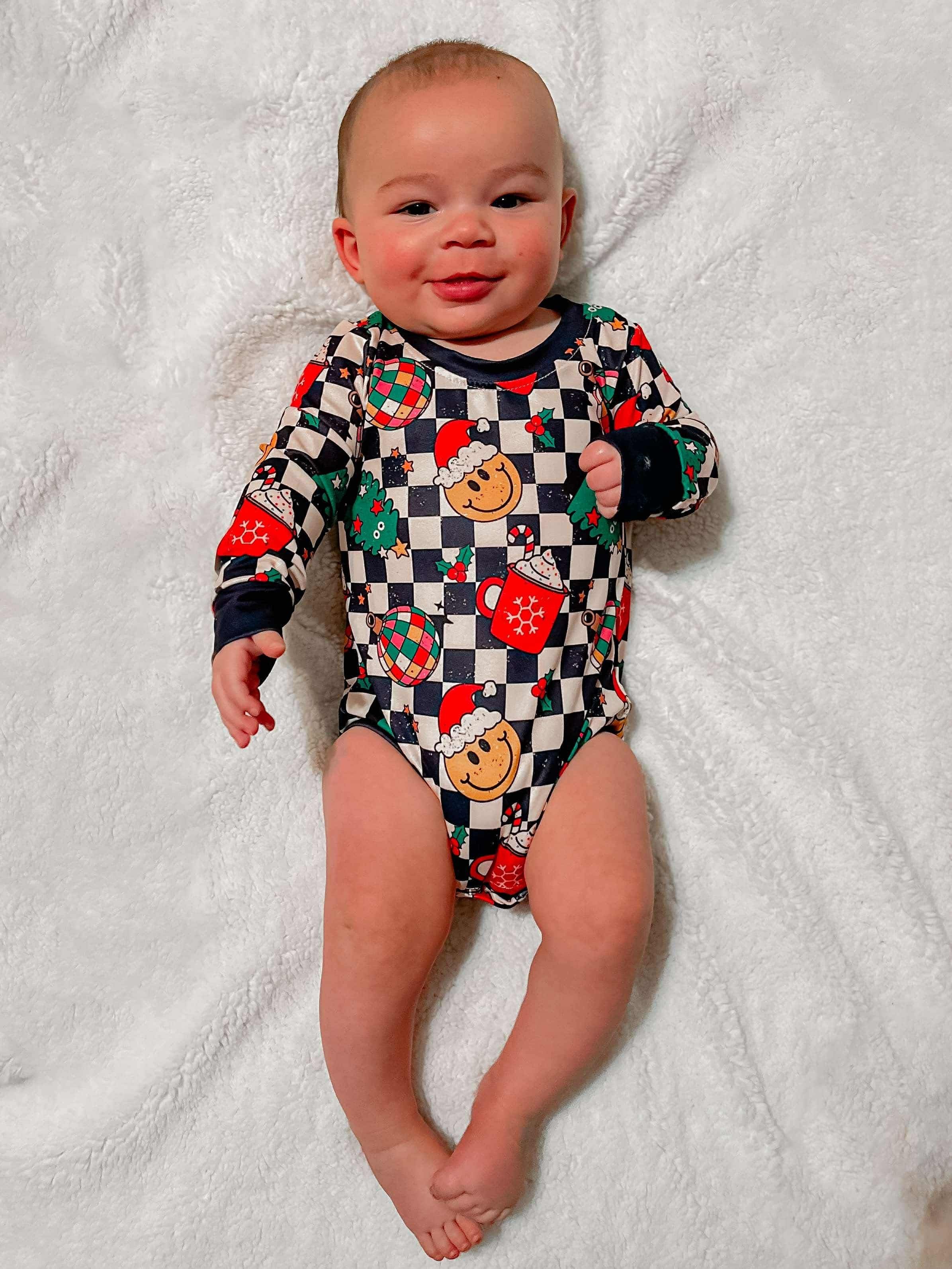 Retro Ornament Long Sleeve Leo