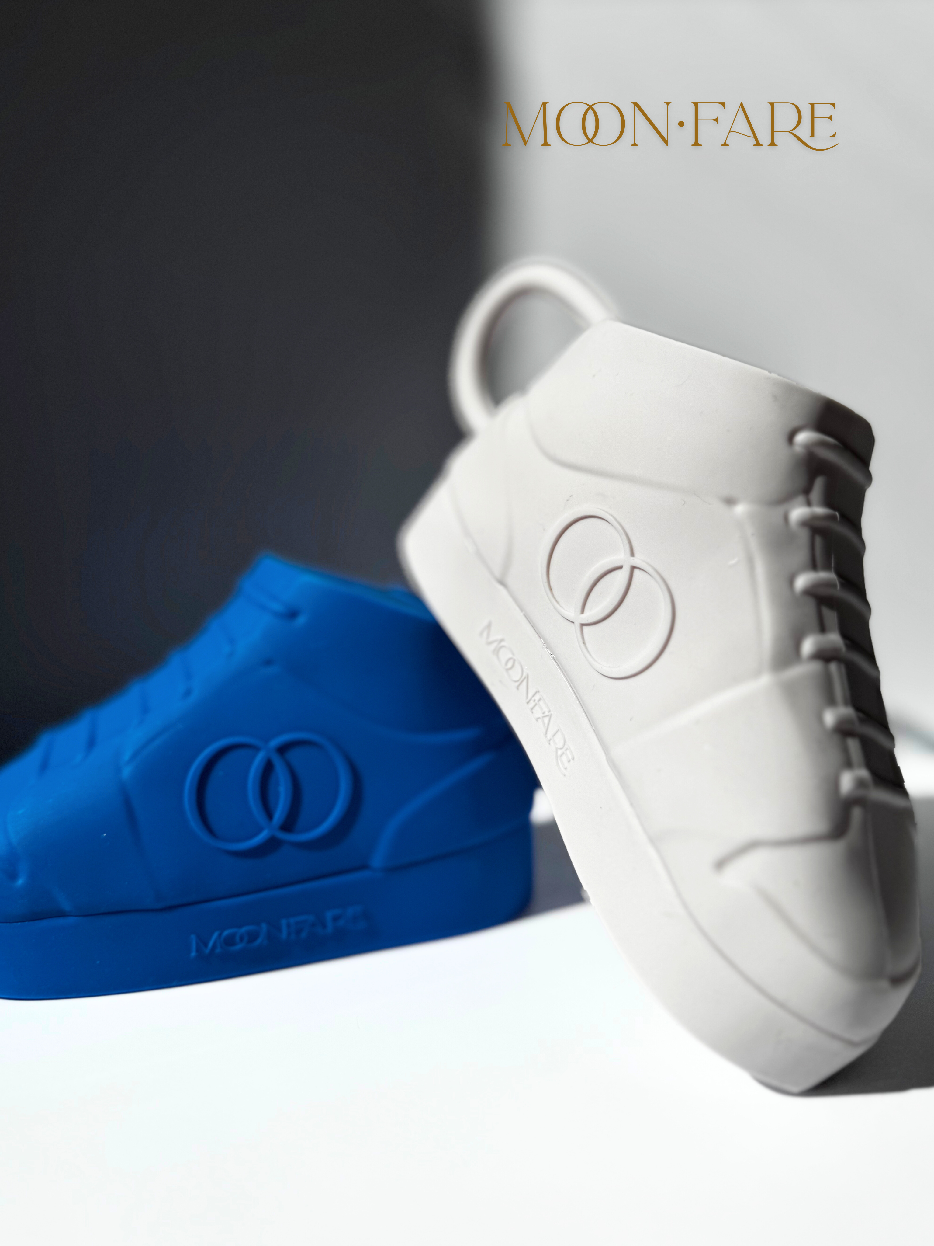 Iconic Snack Holder For Kids & Toddlers