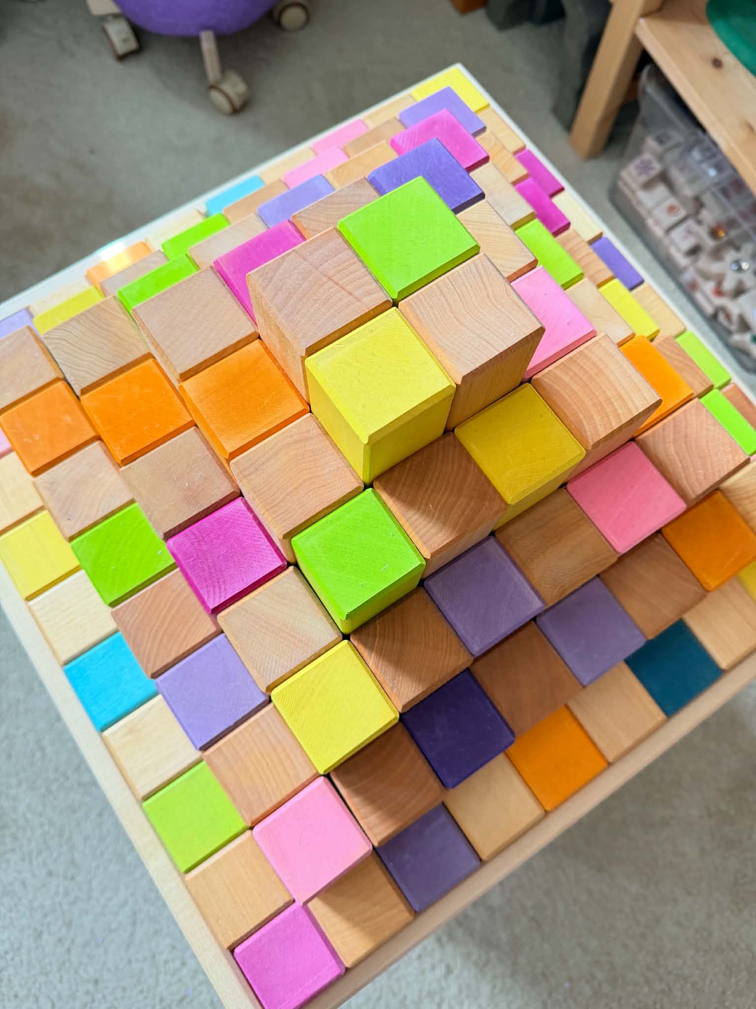 100 Pcs Large Natural Stepped Pyramid Wooden Stacking Building Blocks