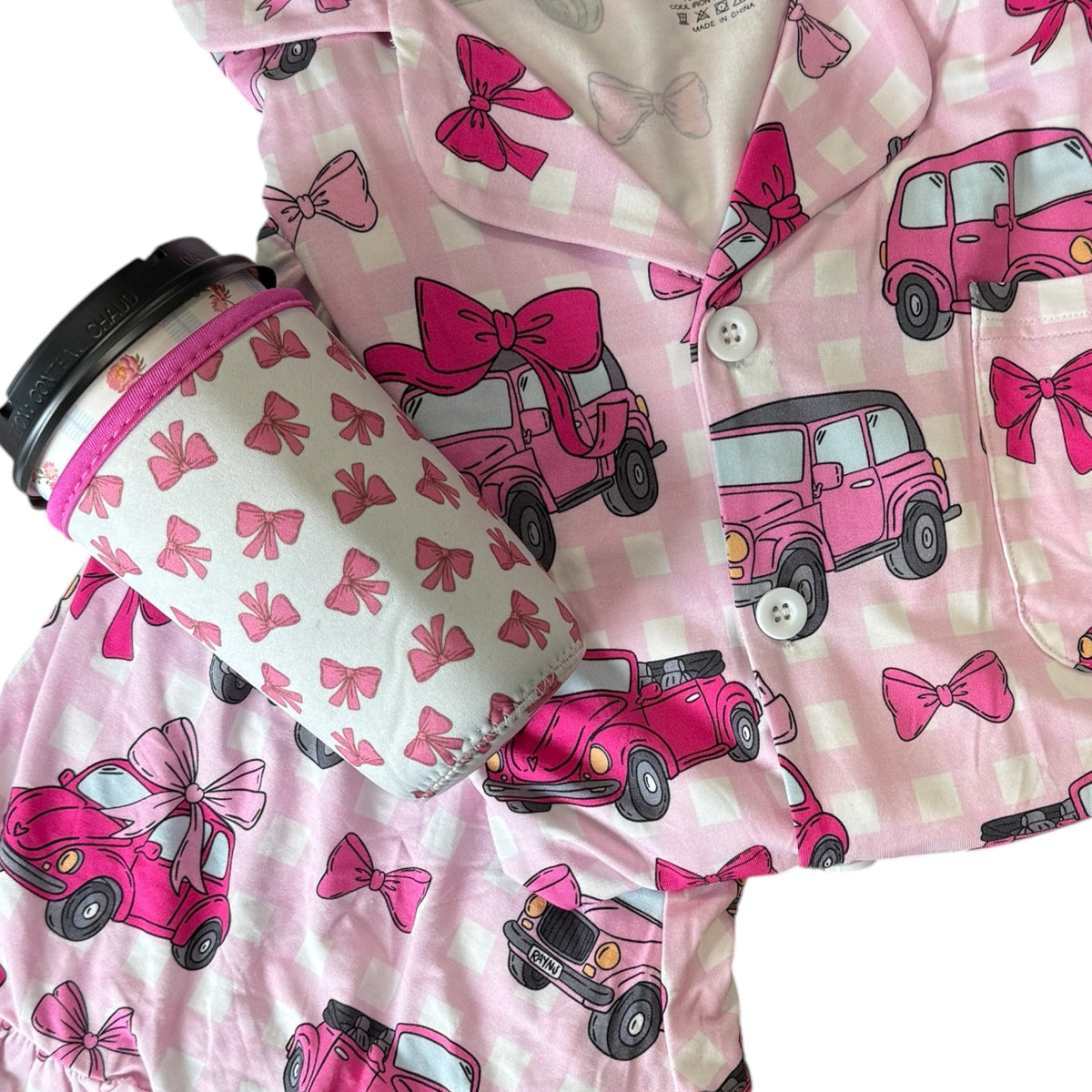 Rami’s Sips Pink Bow Hot & Cold Cup Cozy: Coozie