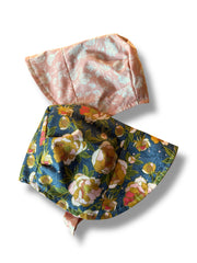 Bonnet In Organic Peony