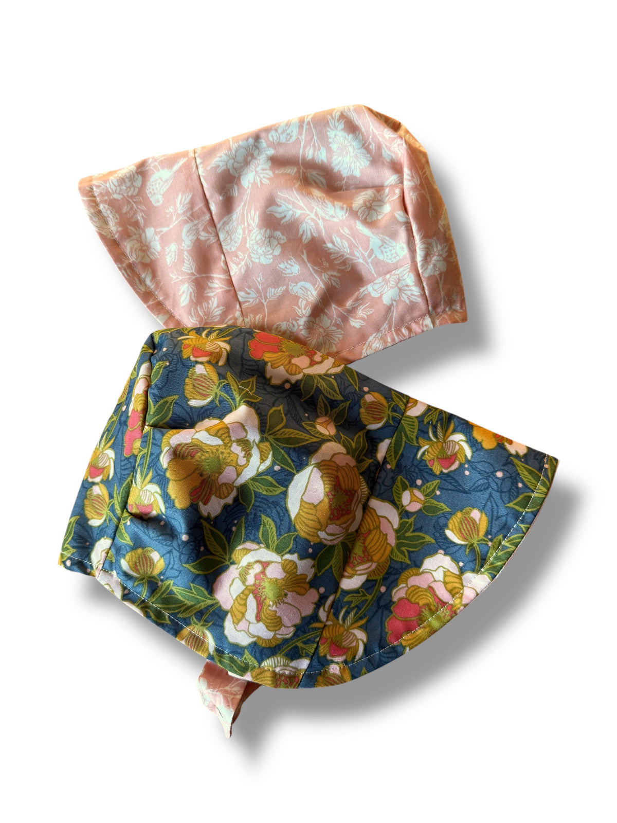 Bonnet In Organic Peony