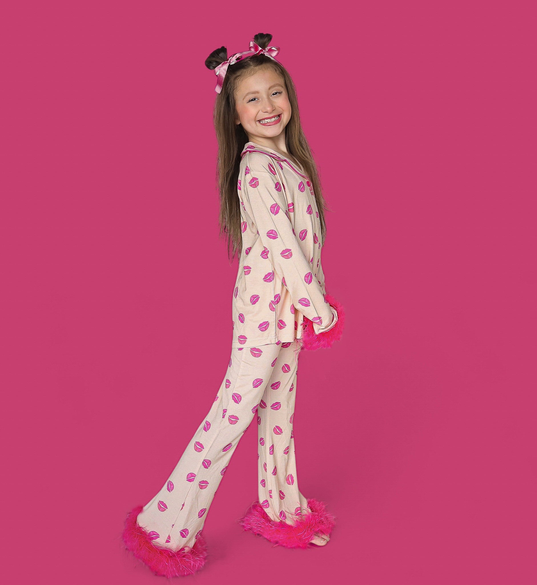 Pucker Up Girl's Flare Feathered Dream Set