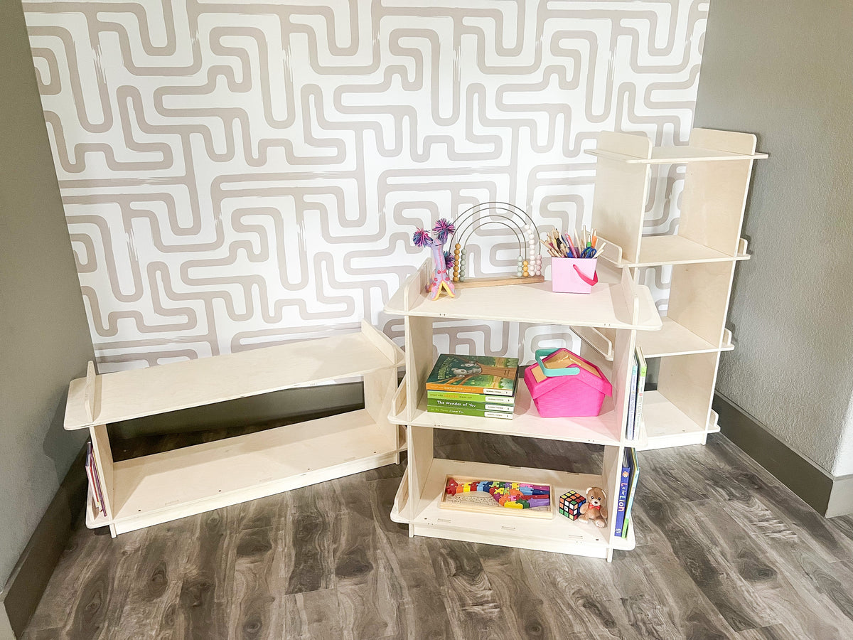 Ronny- Montessori Bookshelf