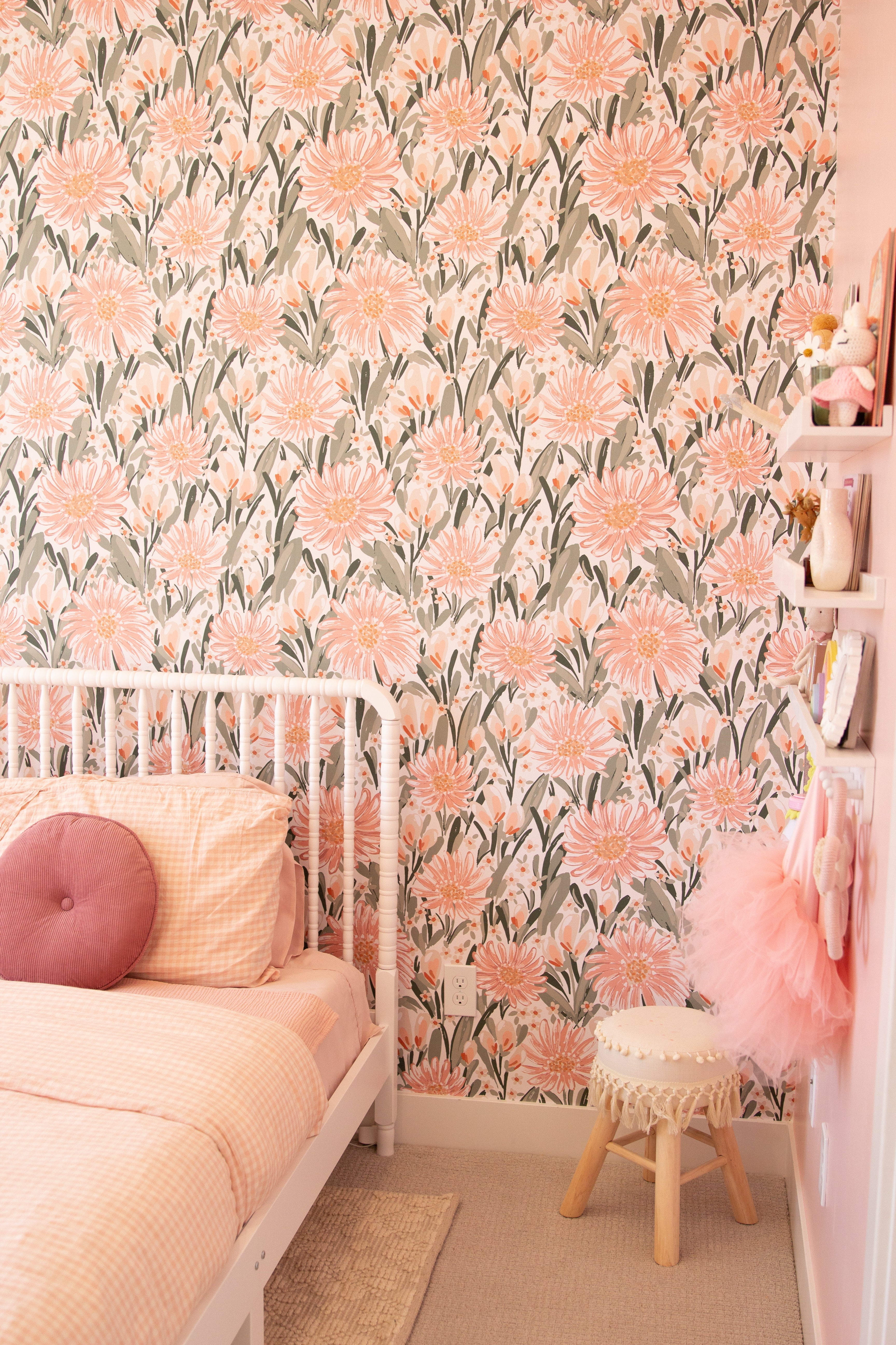 Auden Wallpaper By Hufton Studio