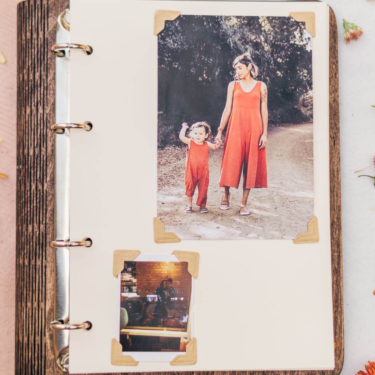 Paper Photo Corners