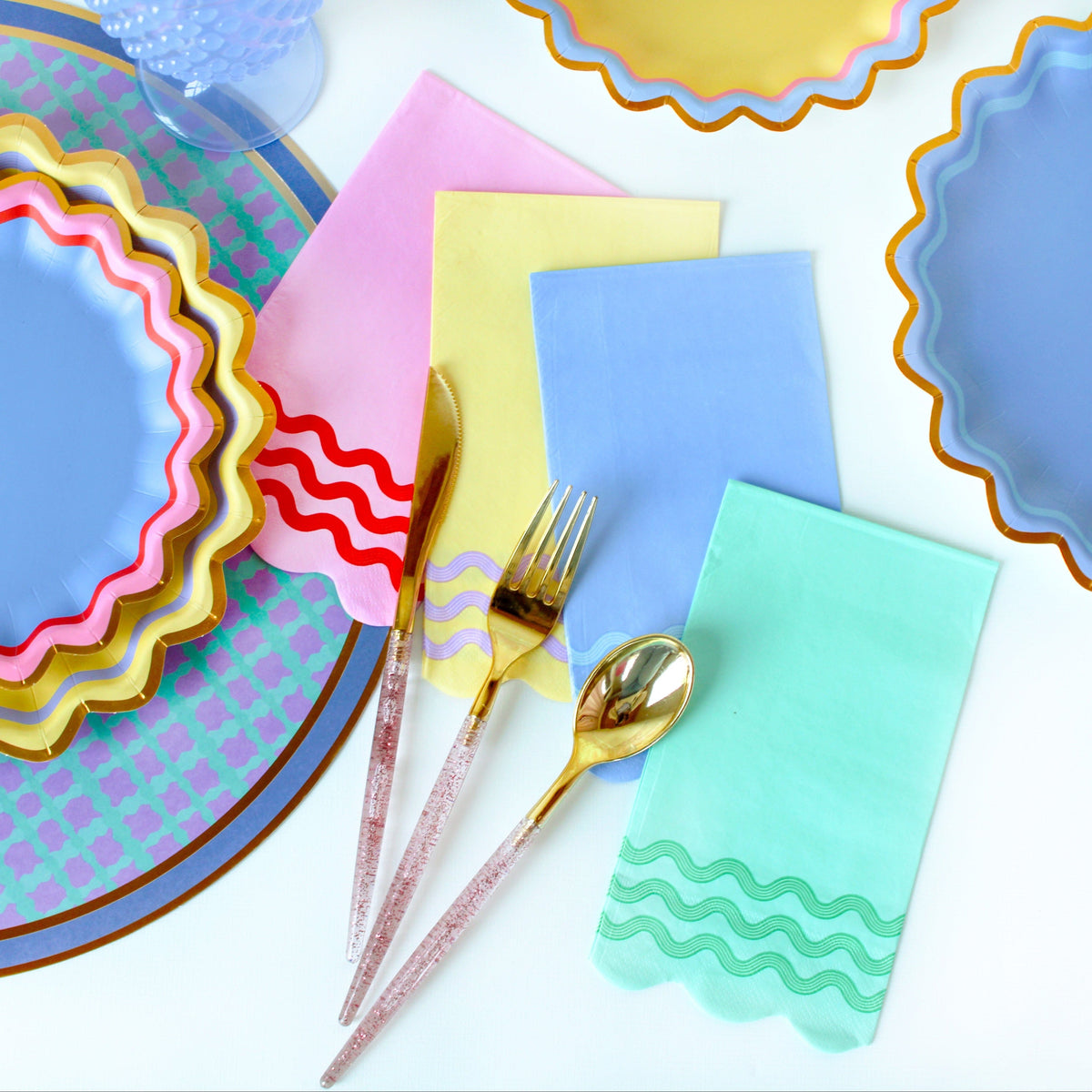 Ric Rac Rainbow Guest Napkins (16 Ct)