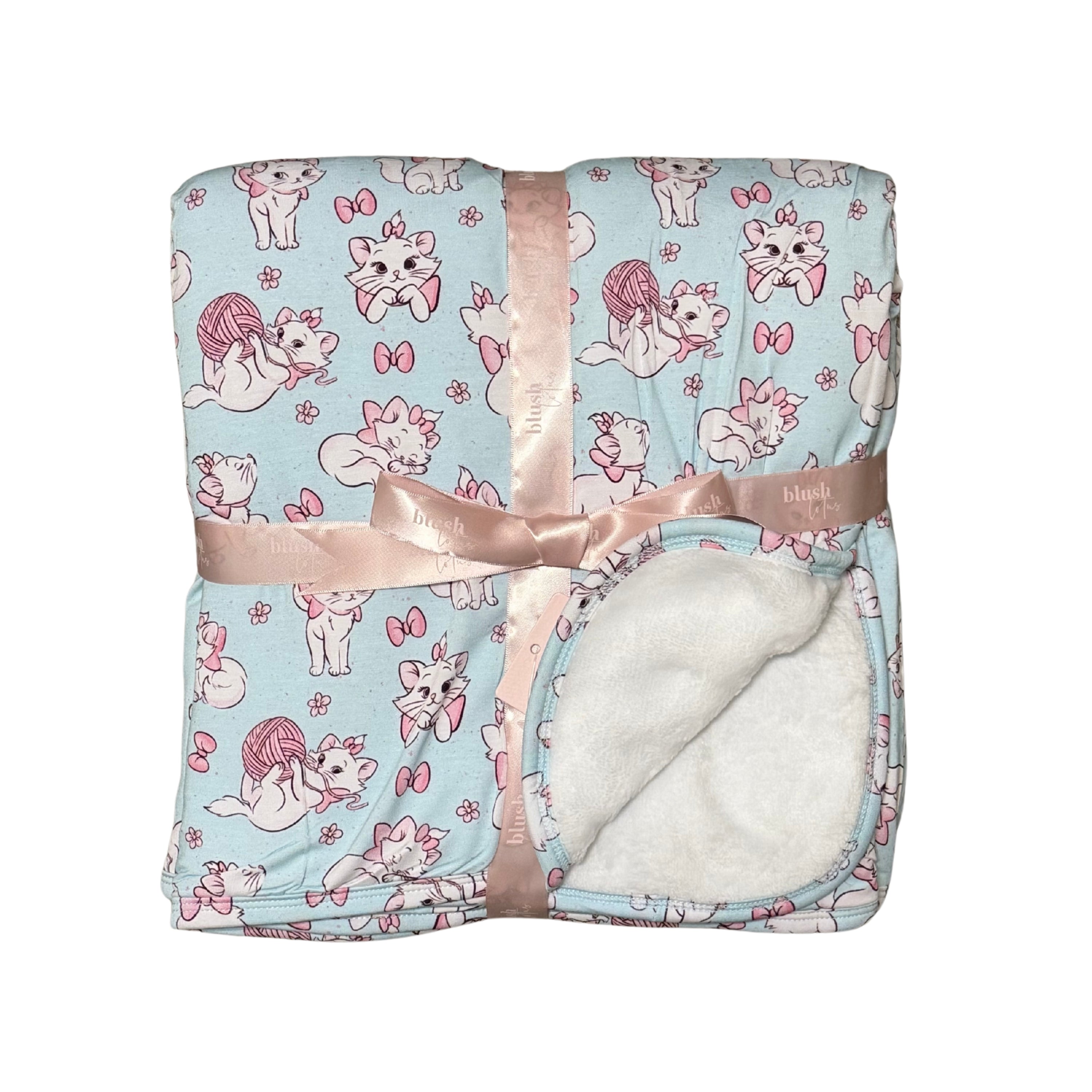 Marie - Plush Blanket