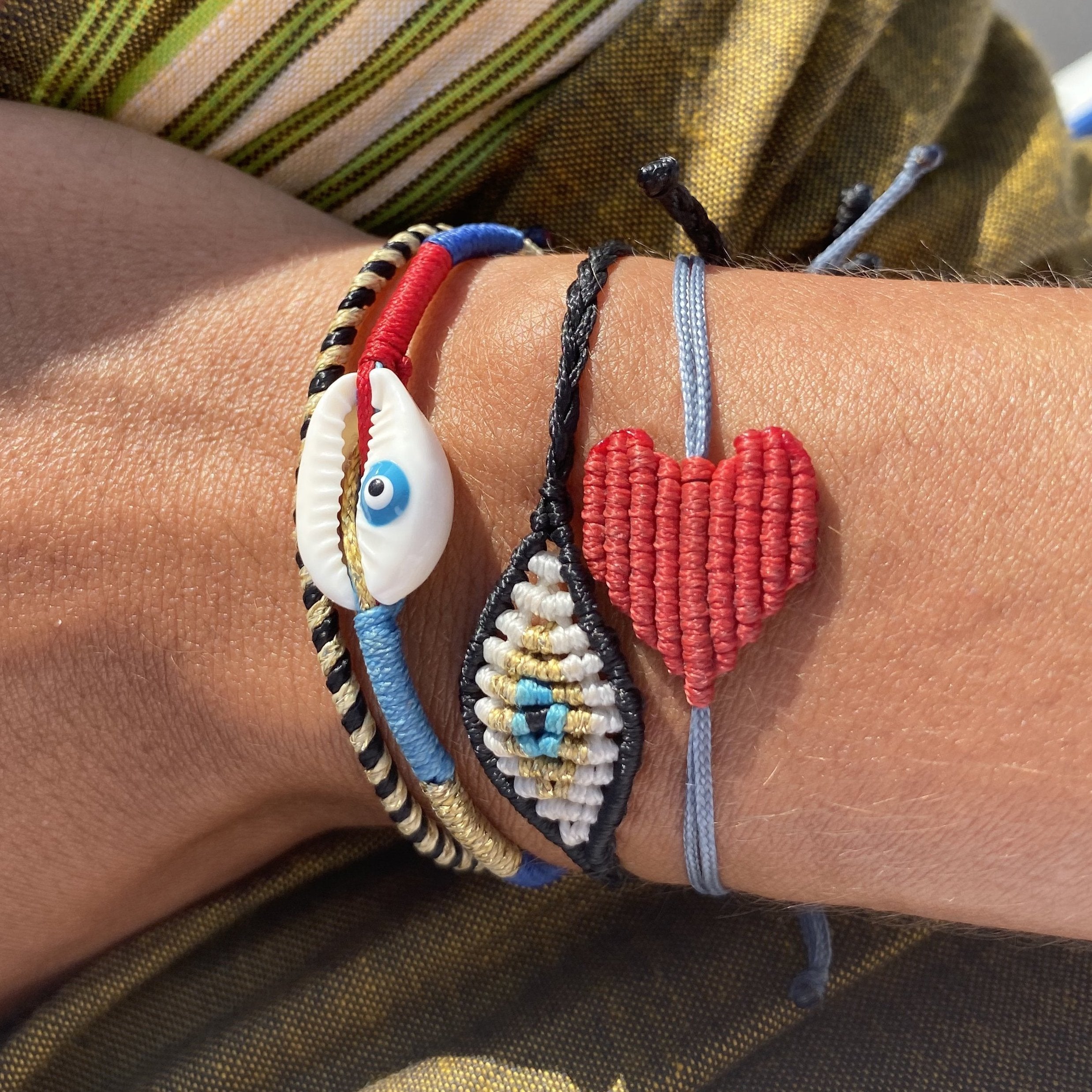 Evil Eye Shell Bracelet