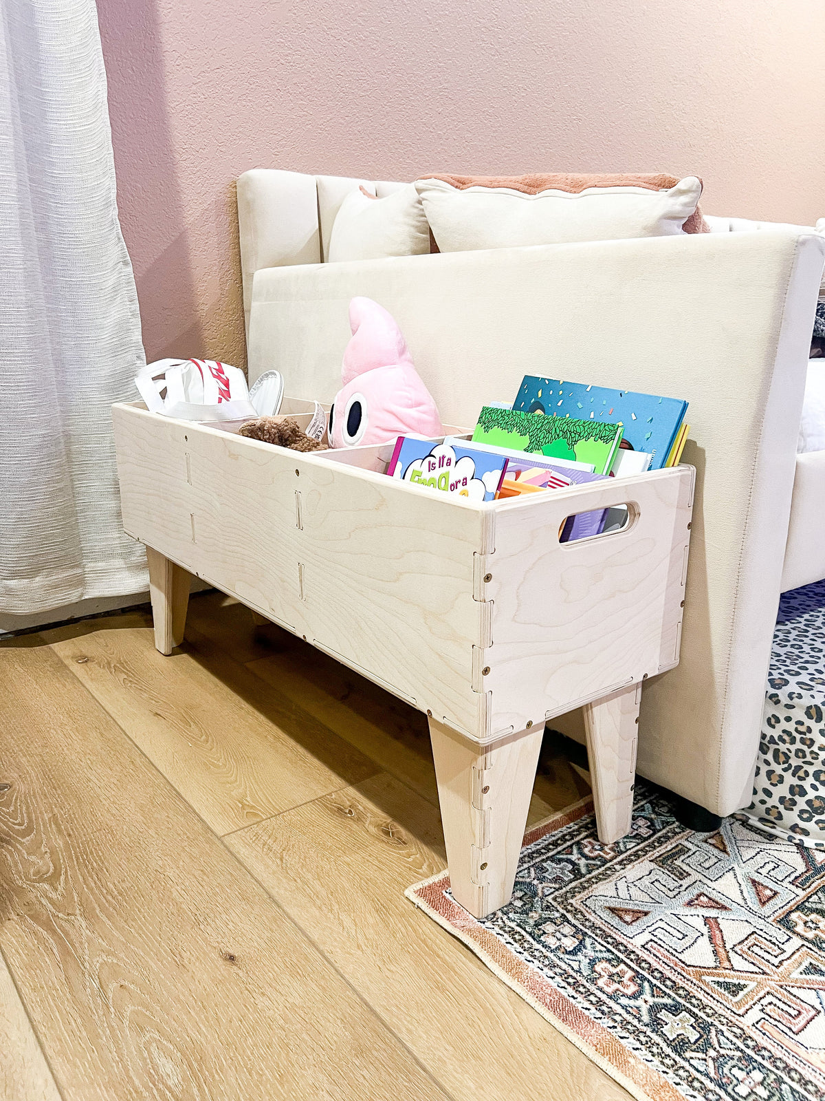 Val- Book Bin